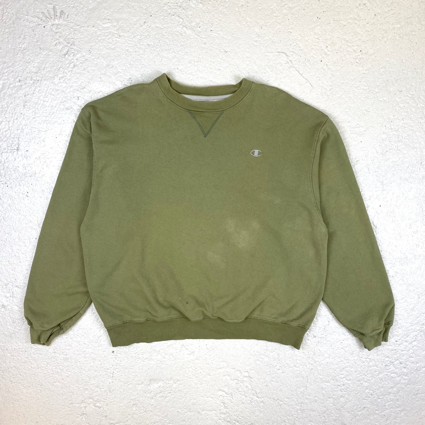 Champion heavyweight washed sweater (XL)