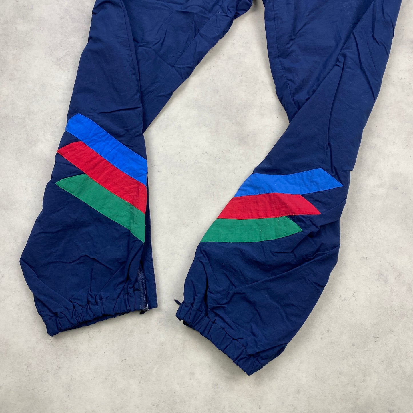 Adidas track pants (L)