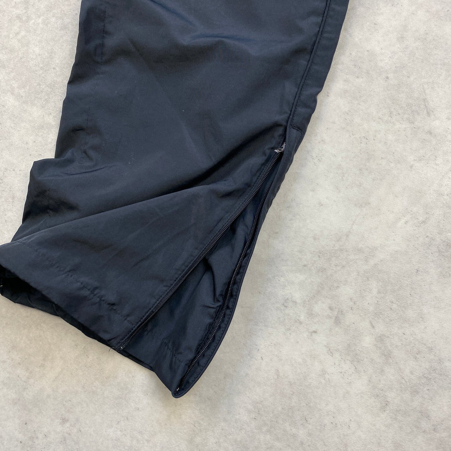Nike track pants (M-L)