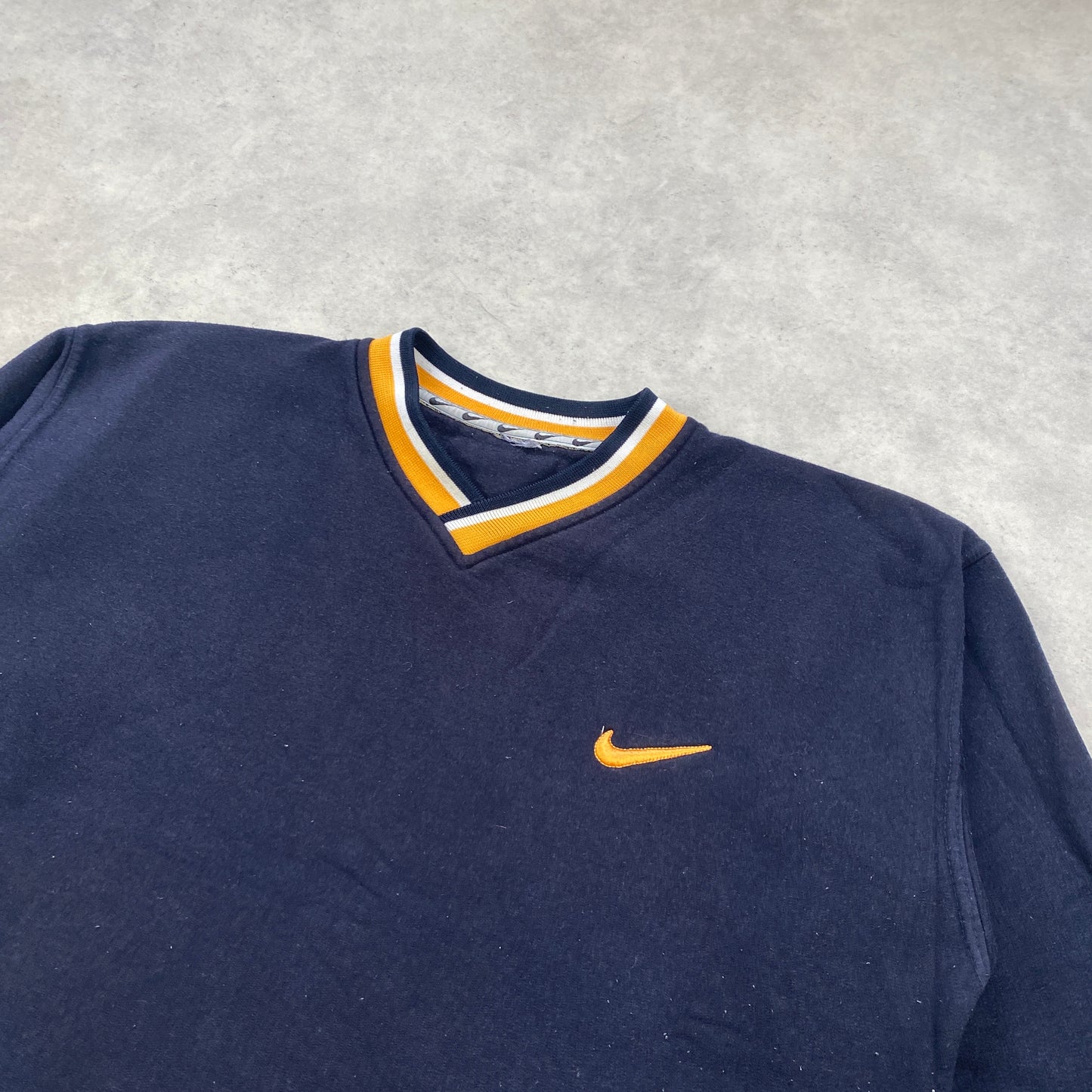 Nike RARE heavyweight sweater (S-M)