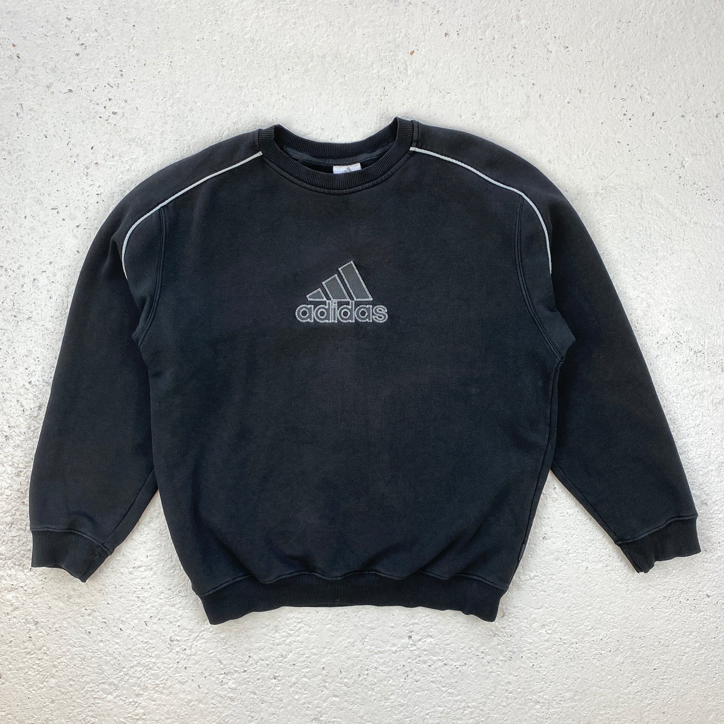 Adidas RARE heavyweight sweater (L)