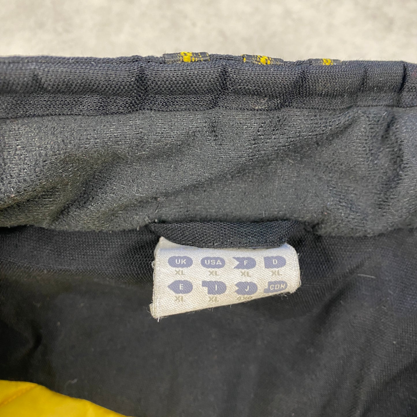 Adidas RARE heavyweight jacket (XL-XXL)