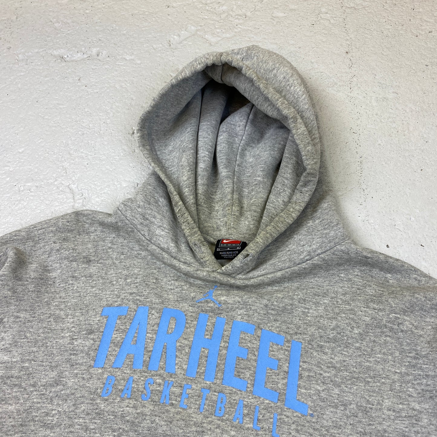 Nike RARE Air Jordan Tarheel Basketball hoodie (L)