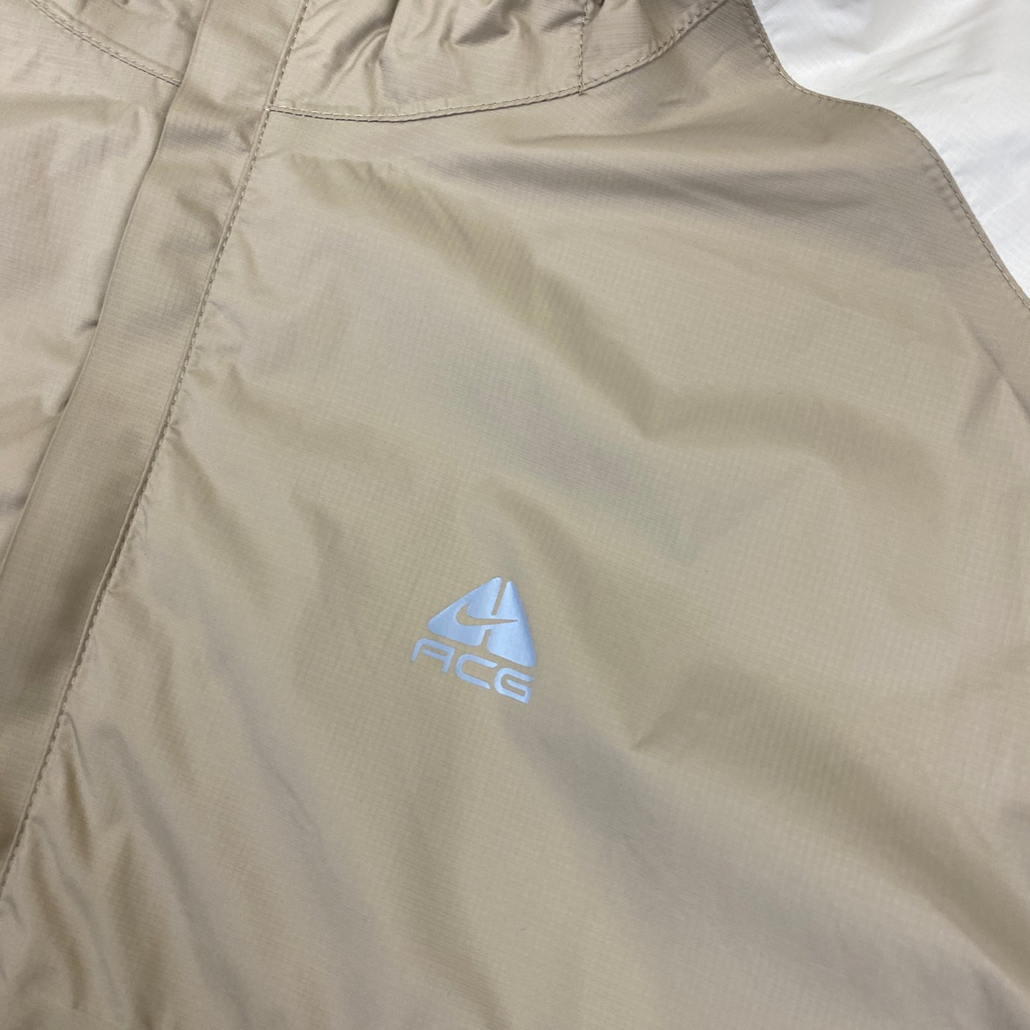 Nike ACG RARE jacket (L)