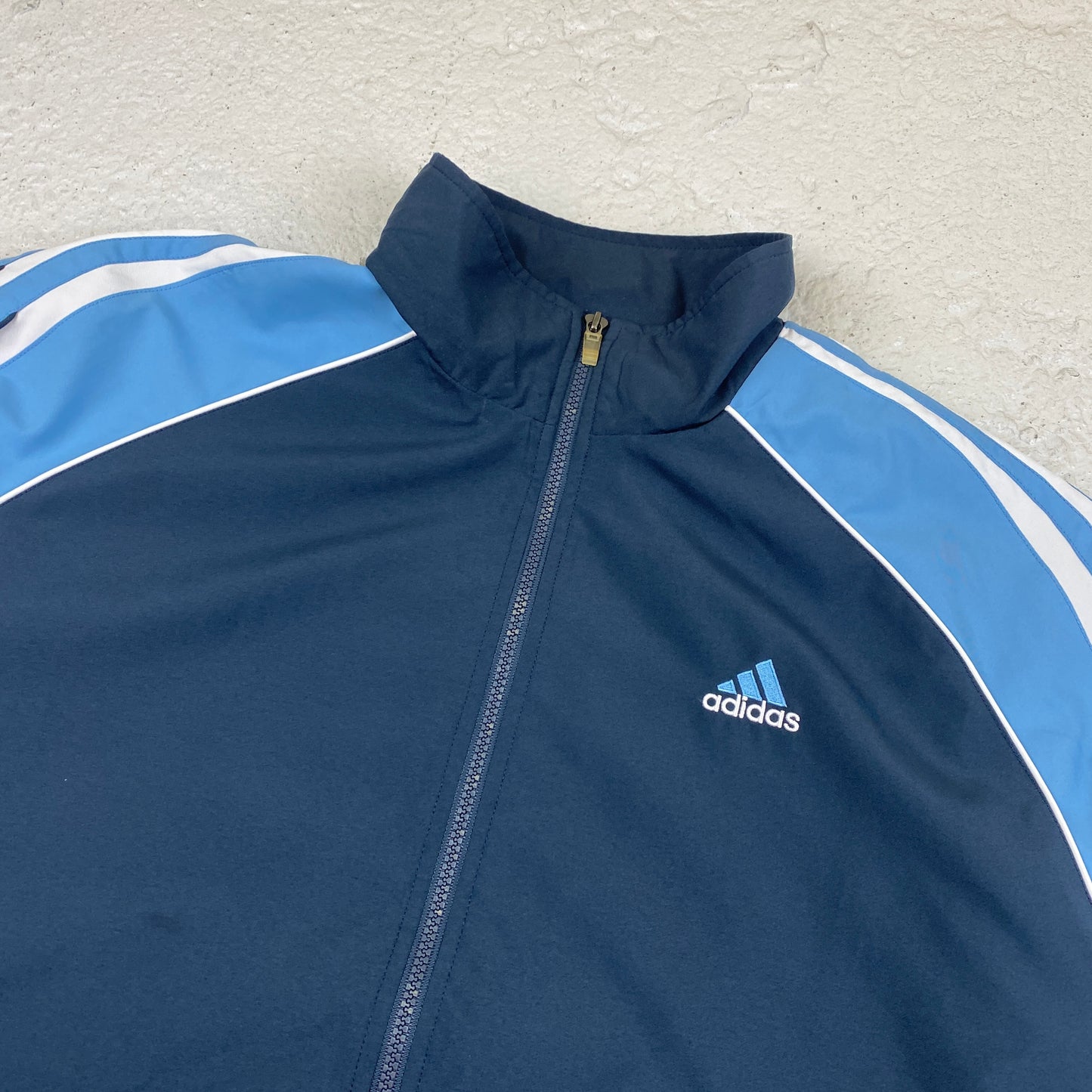 Adidas track jacket (L-XL)