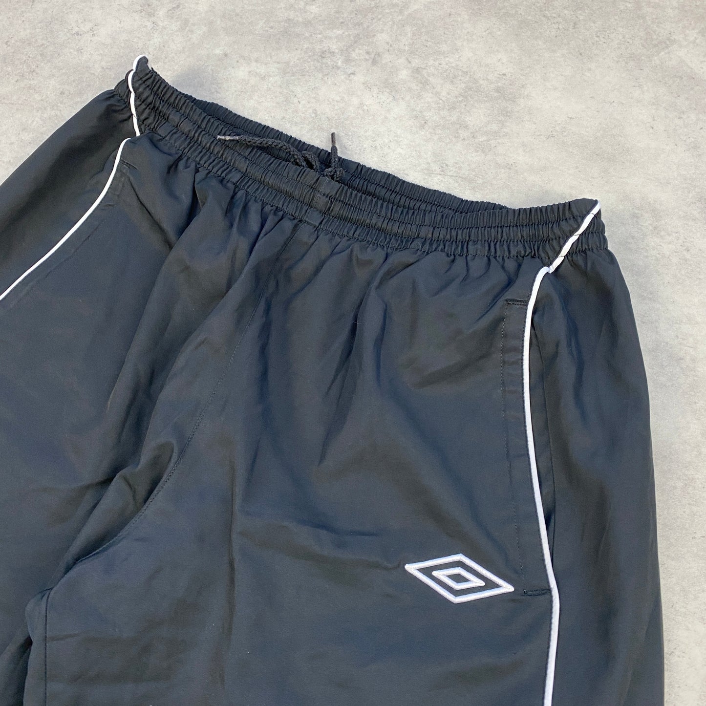 Umbro track pants (XL)