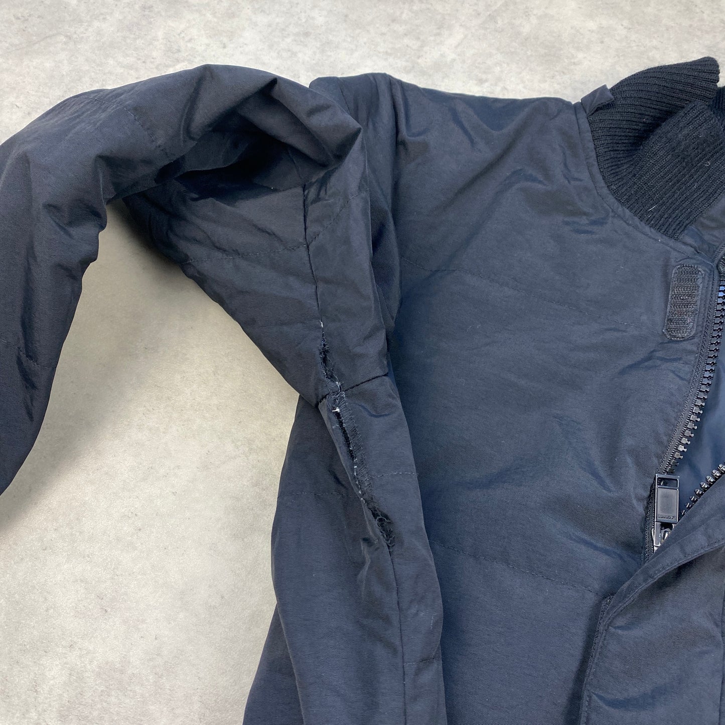 Lacoste jacket (M-L)