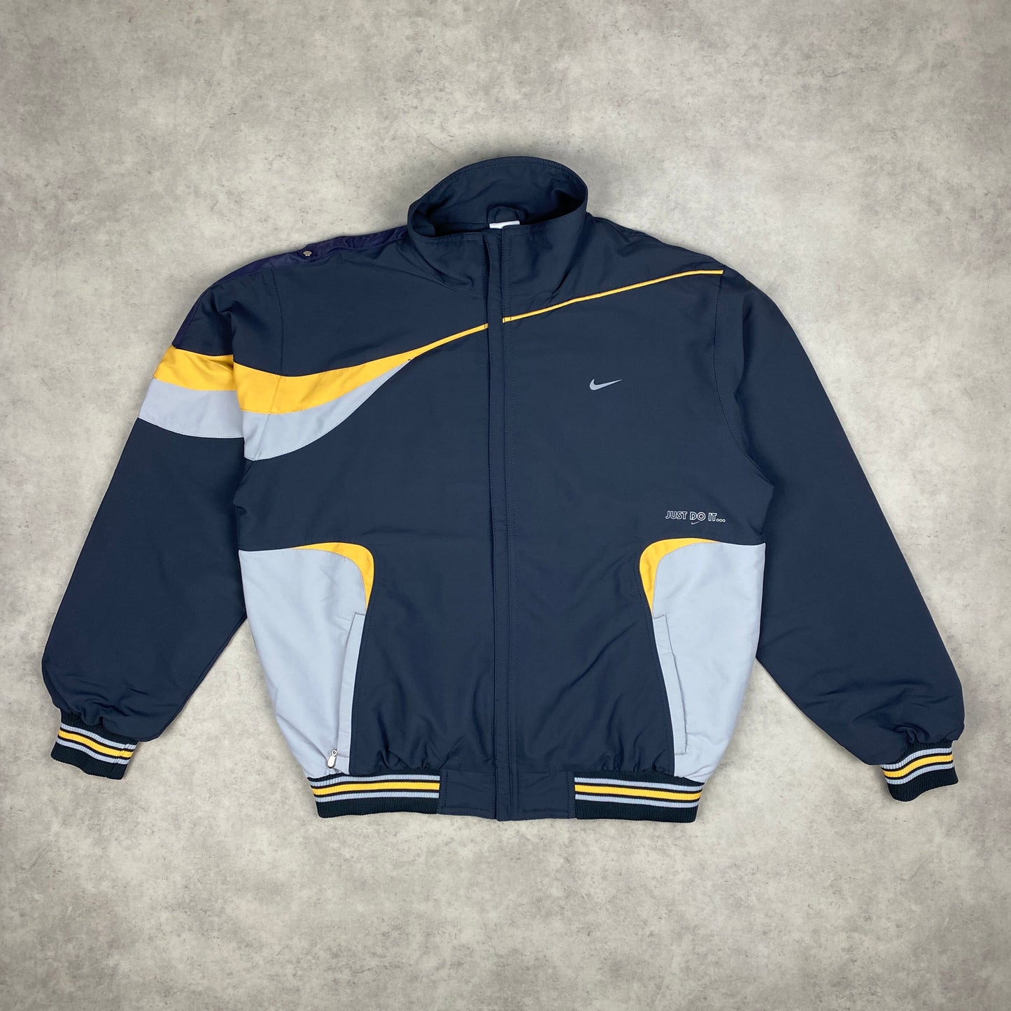 Nike RARE track jacket (M)