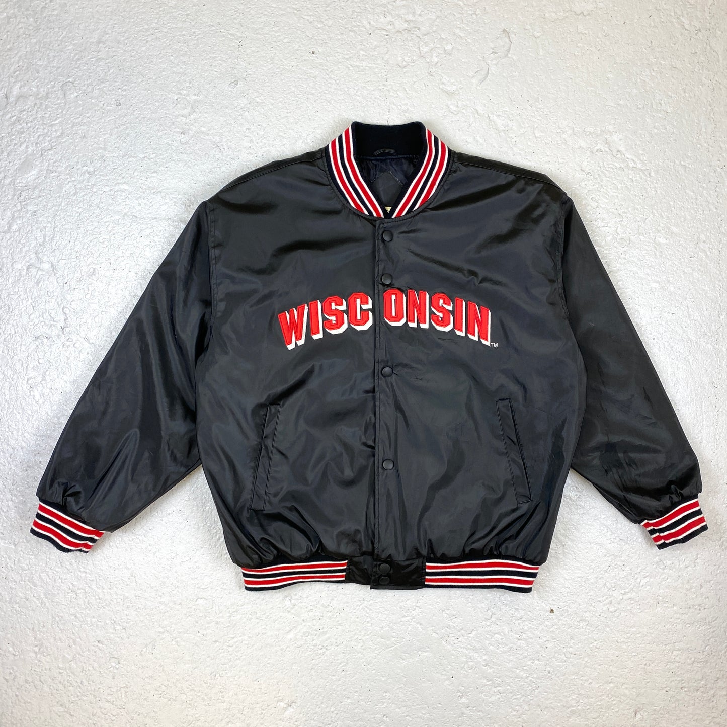 Wisconsin Badgers RARE heavyweight varsity jacket (L-XL)