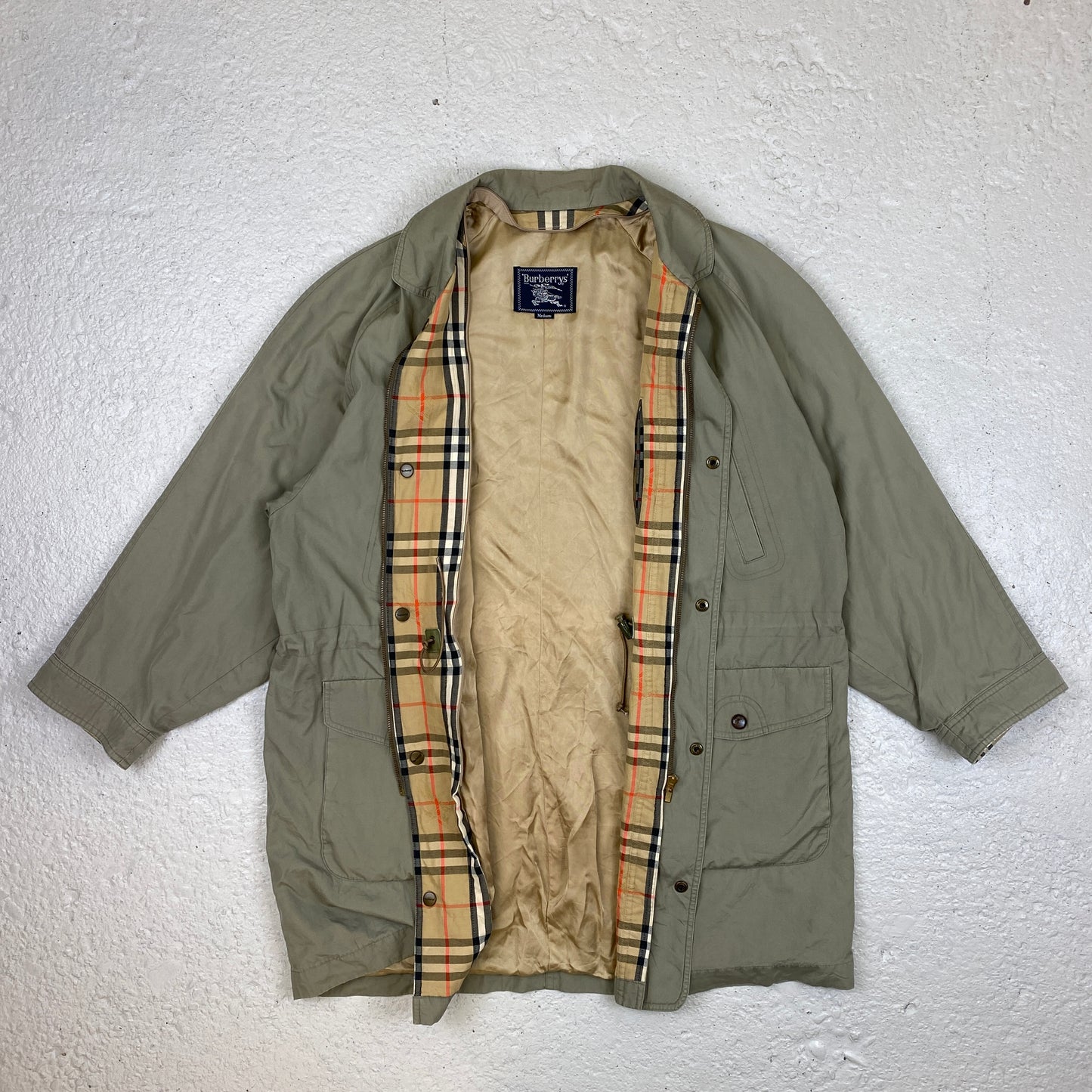 Burberry trenchcoat women (M-L)