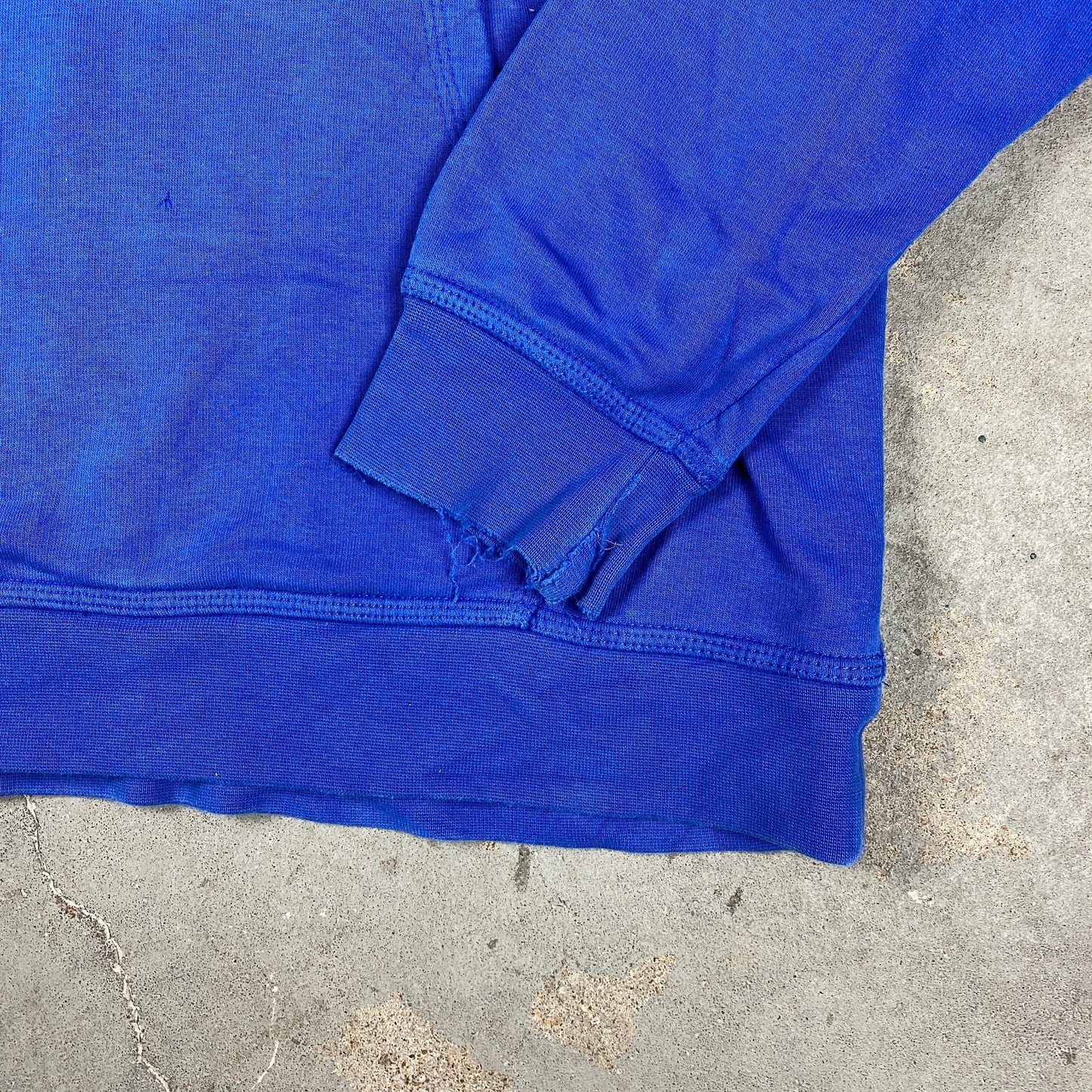Nike embroidered hoodie (S-M)