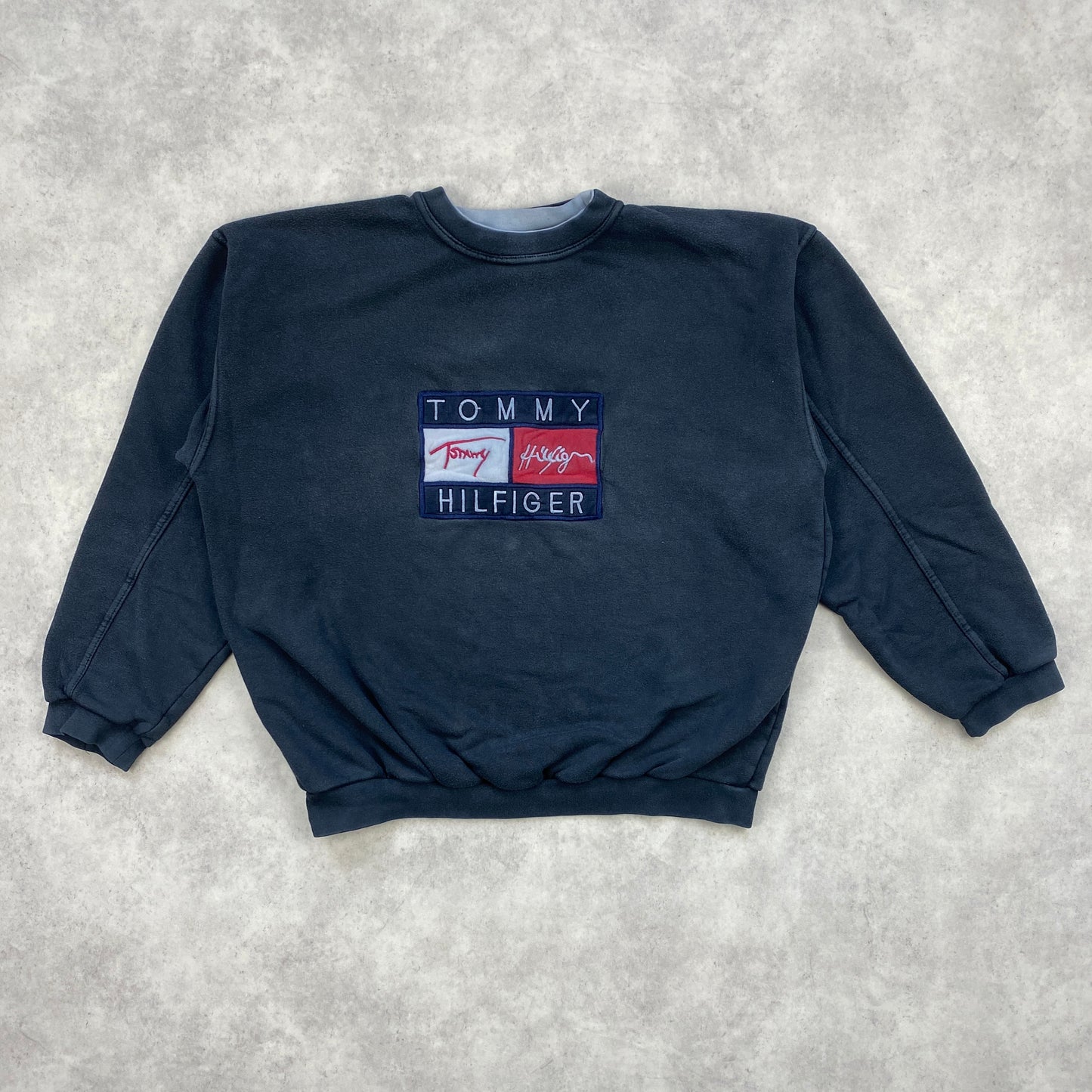 Tommy Hilfiger RARE heavyweight sweater (M)