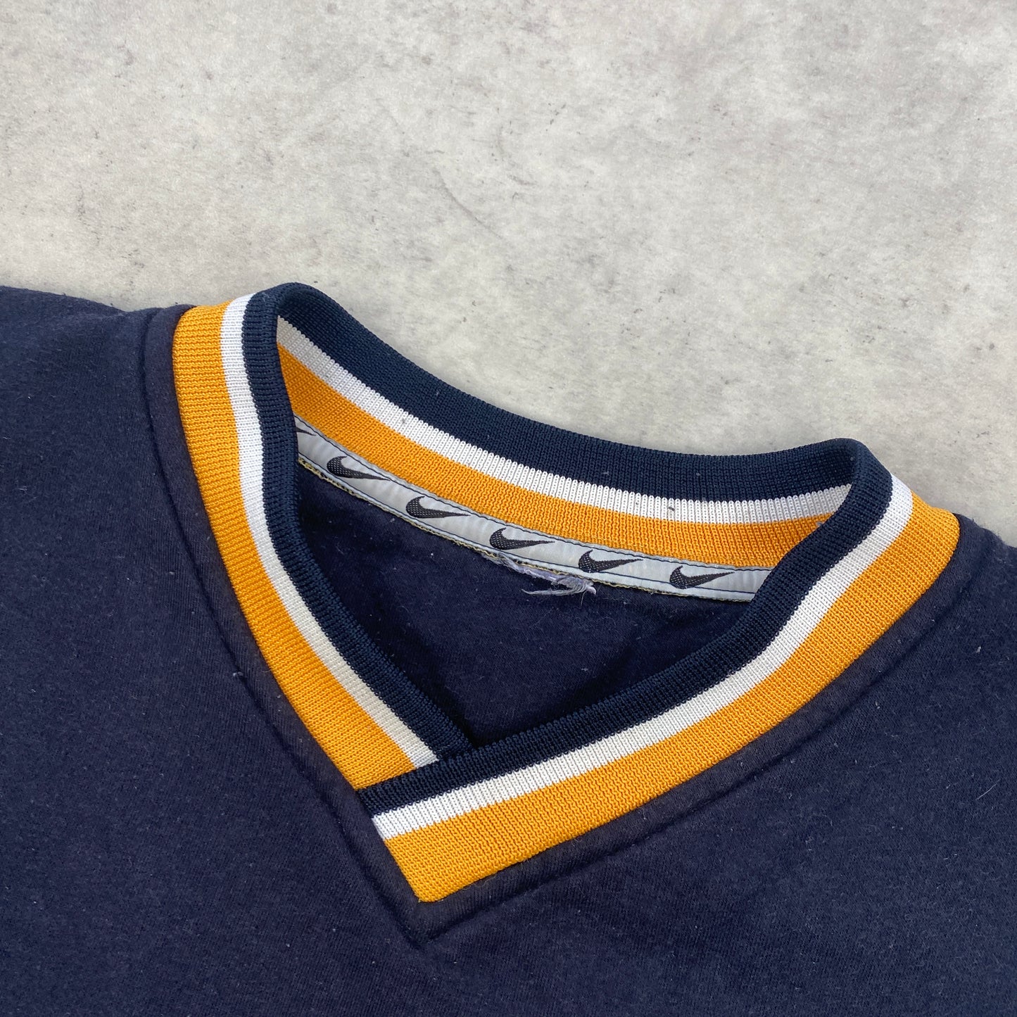 Nike RARE heavyweight sweater (S-M)