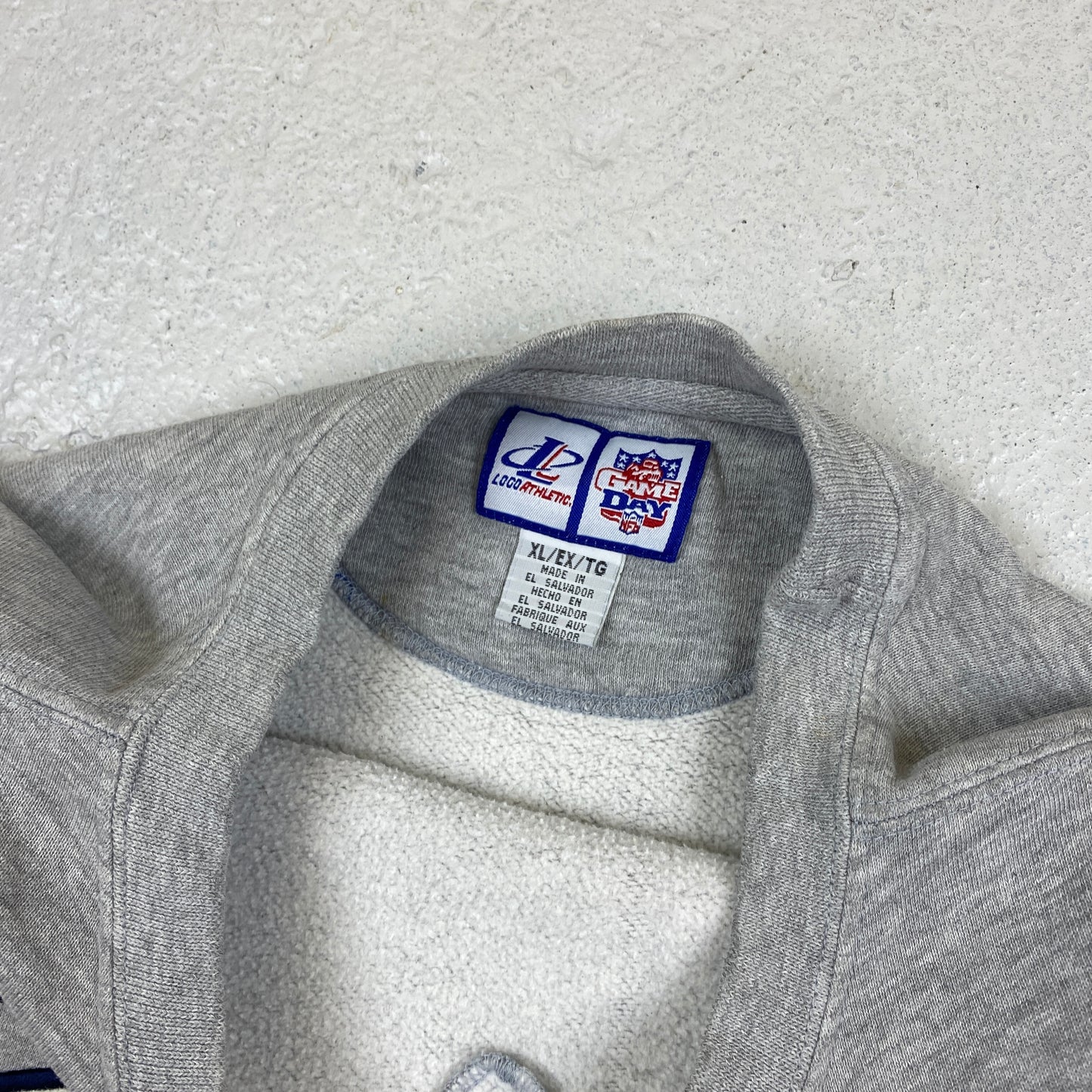 Rams embroidered sweater (L-XL)
