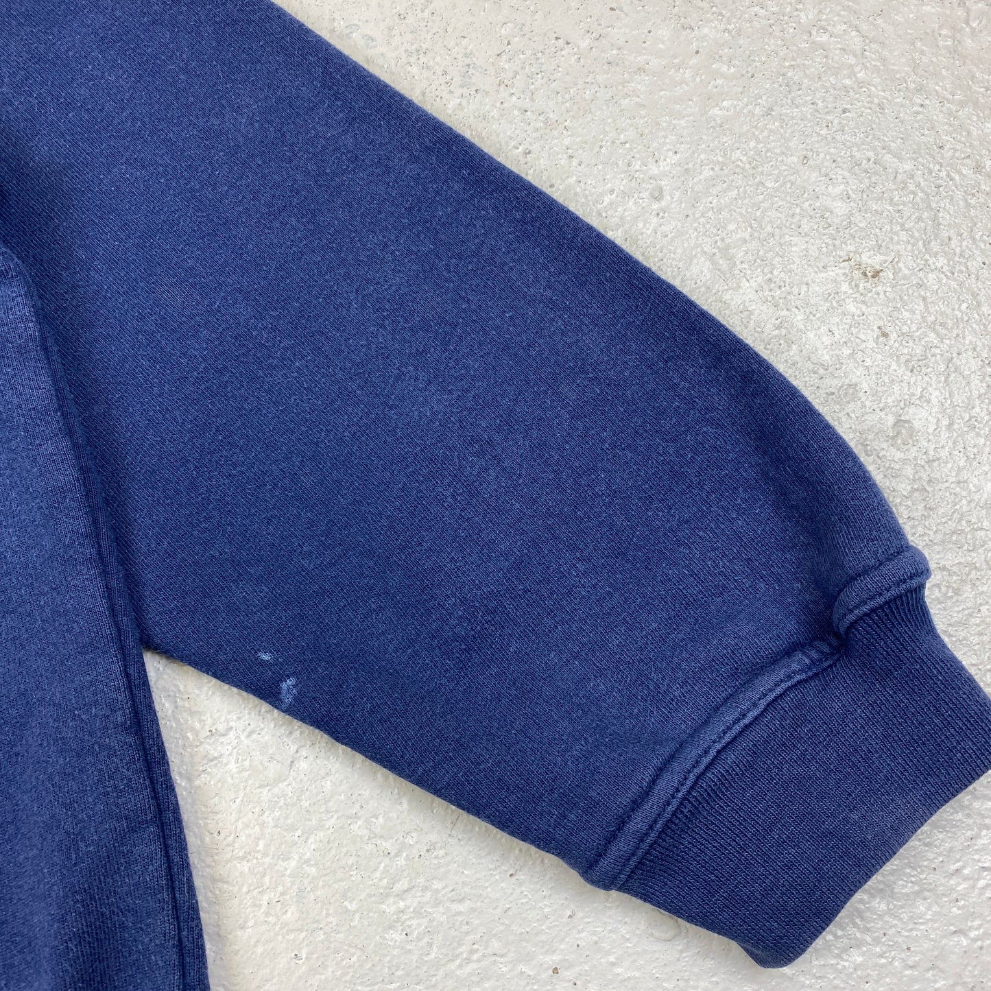 Adidas heavyweight sweater (M)