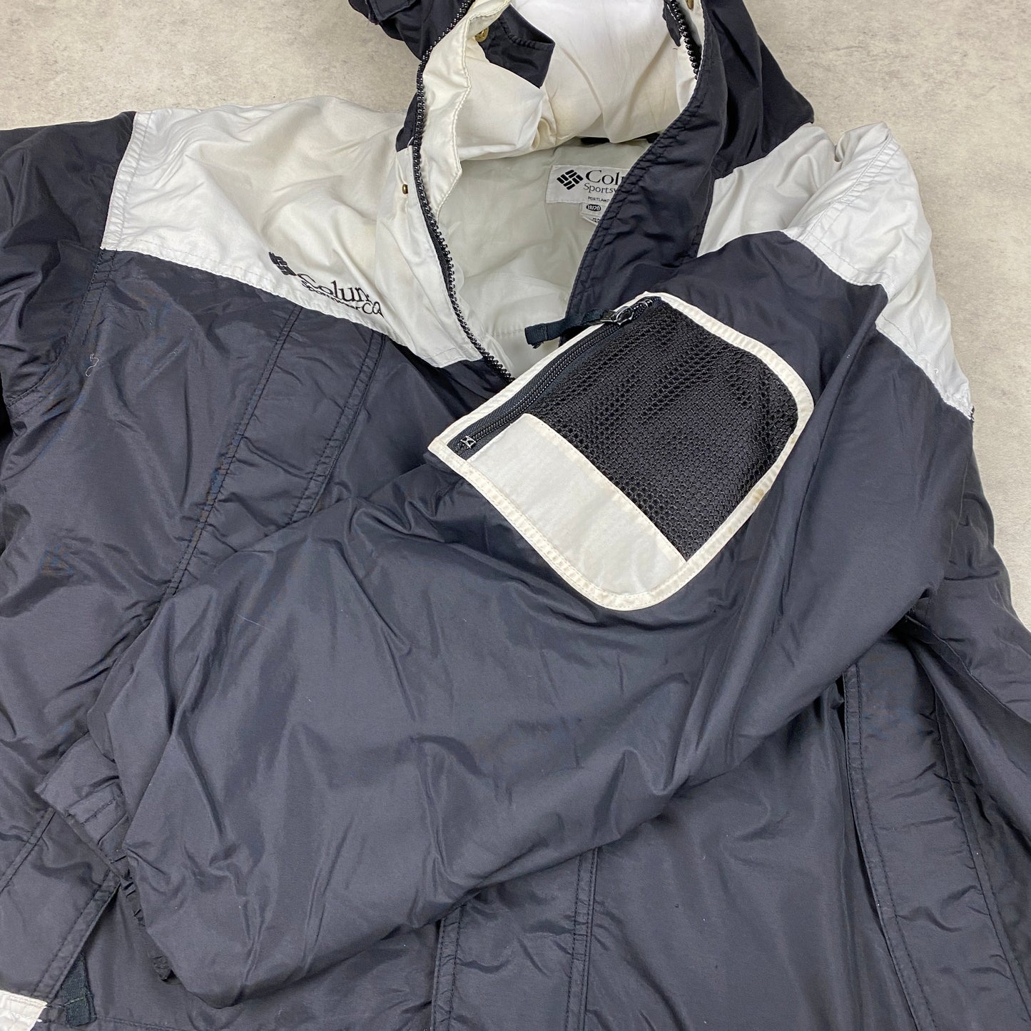 Columbia Jacket (L)