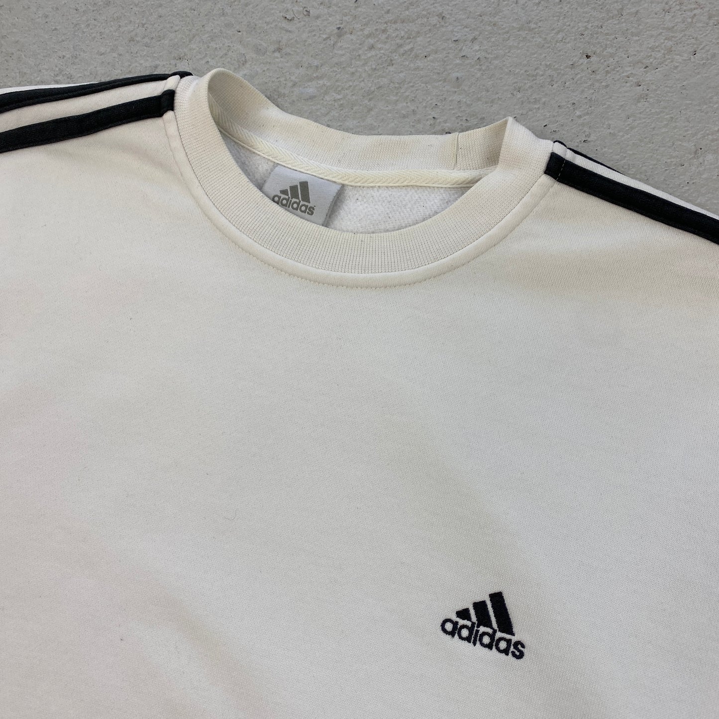 Adidas heavyweight sweater (L)
