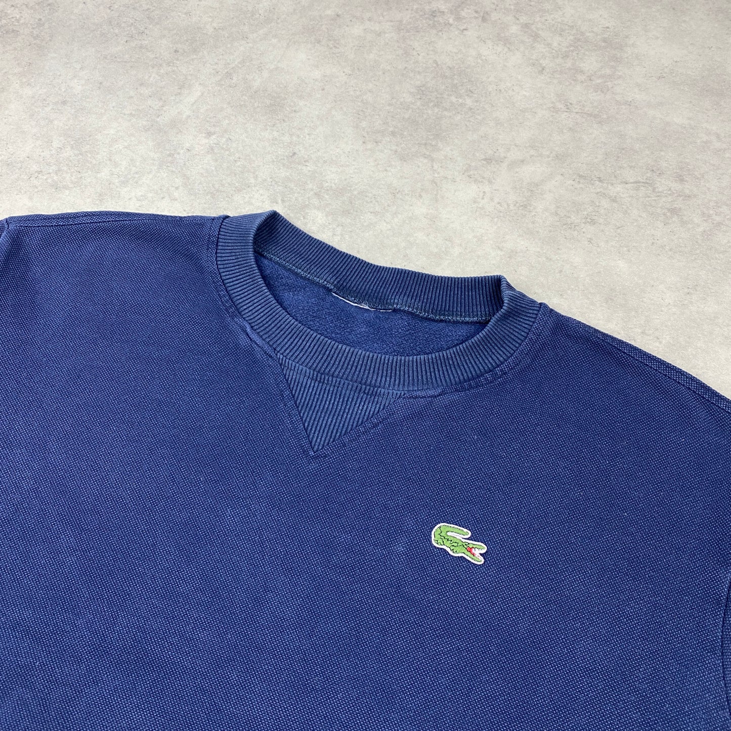 Lacoste sweater (M-L)