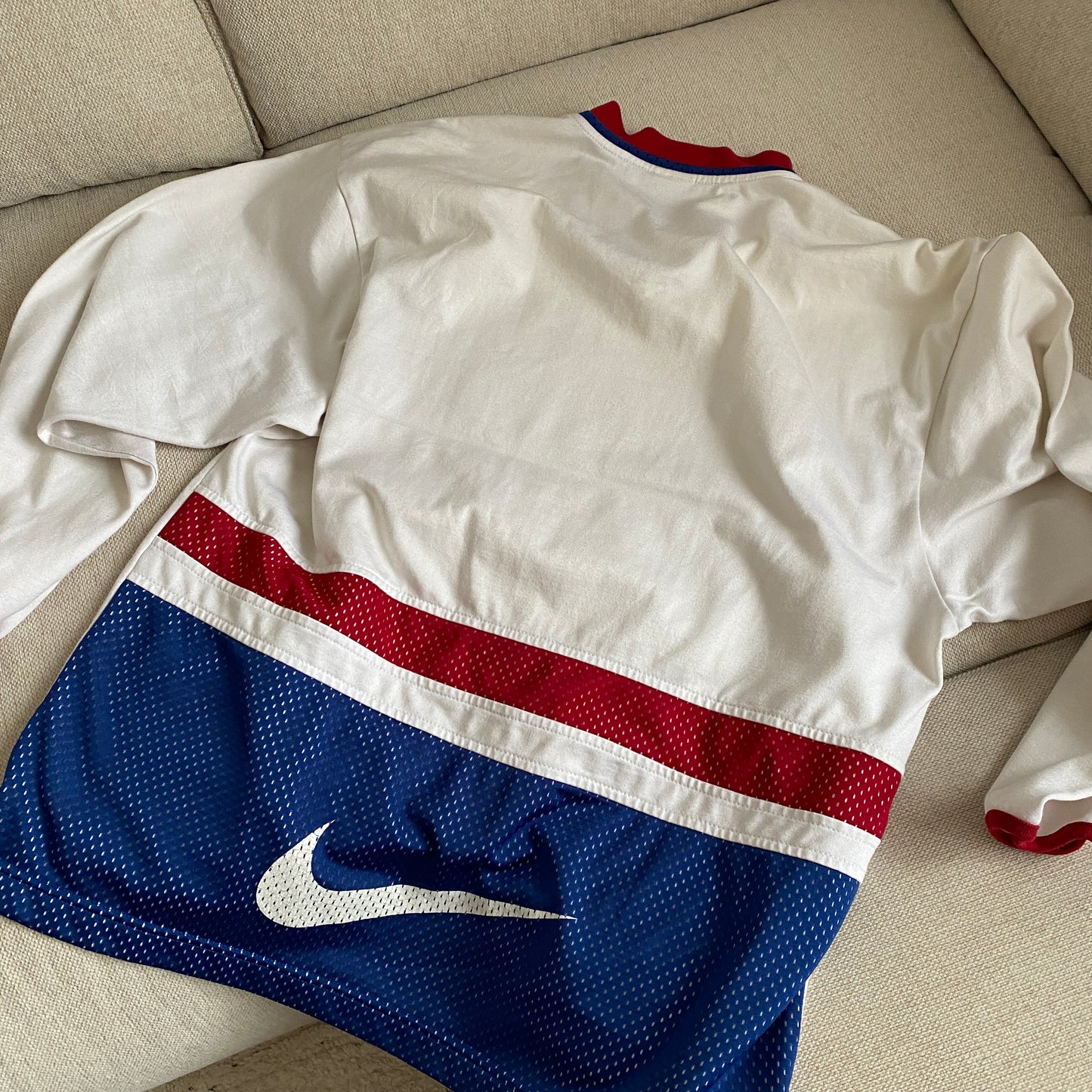 Nike RARE v-neck heavyweight shirt (L-XL)