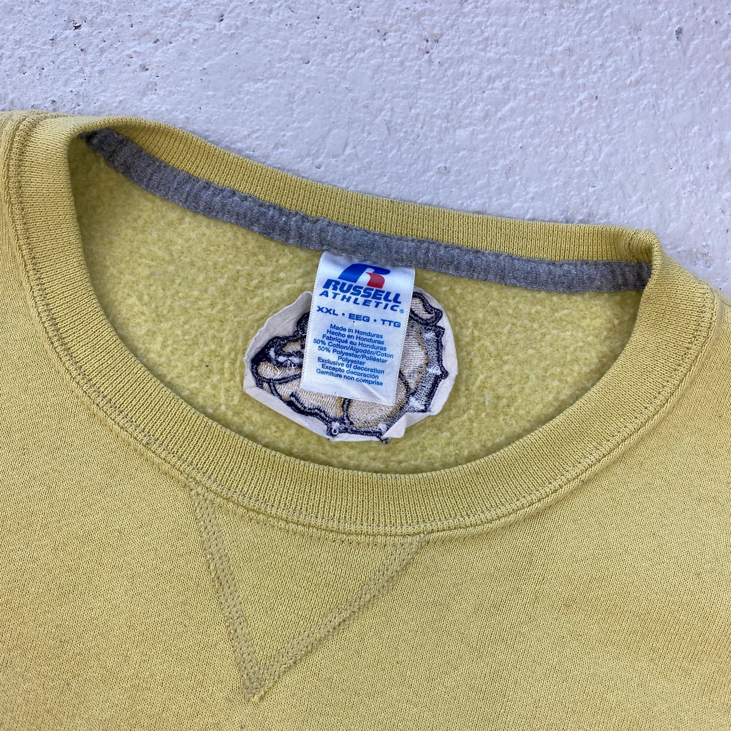 C.D. Hylton sweater (XXL)