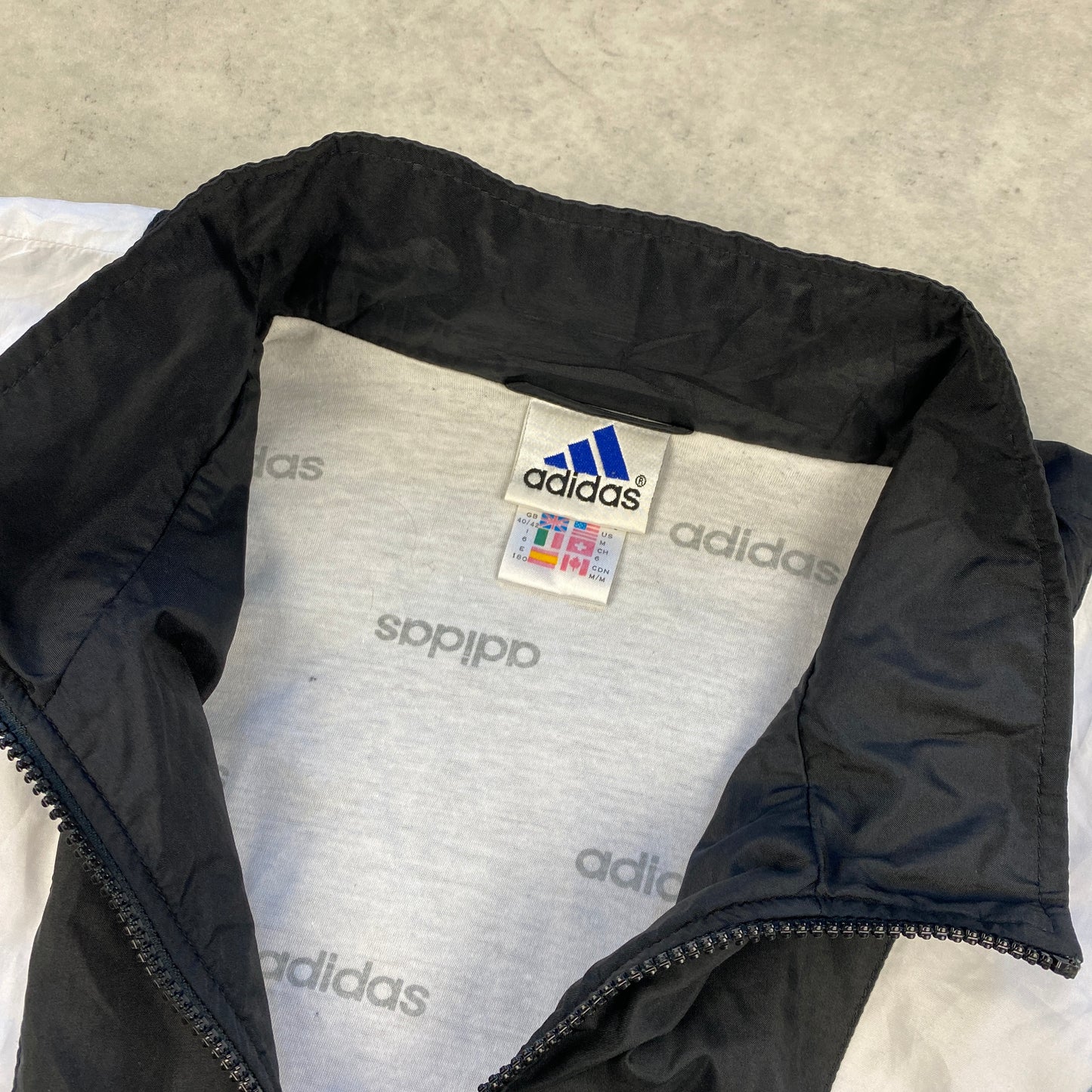 Adidas RARE der schnelle Fahrradbote track jacket (L)