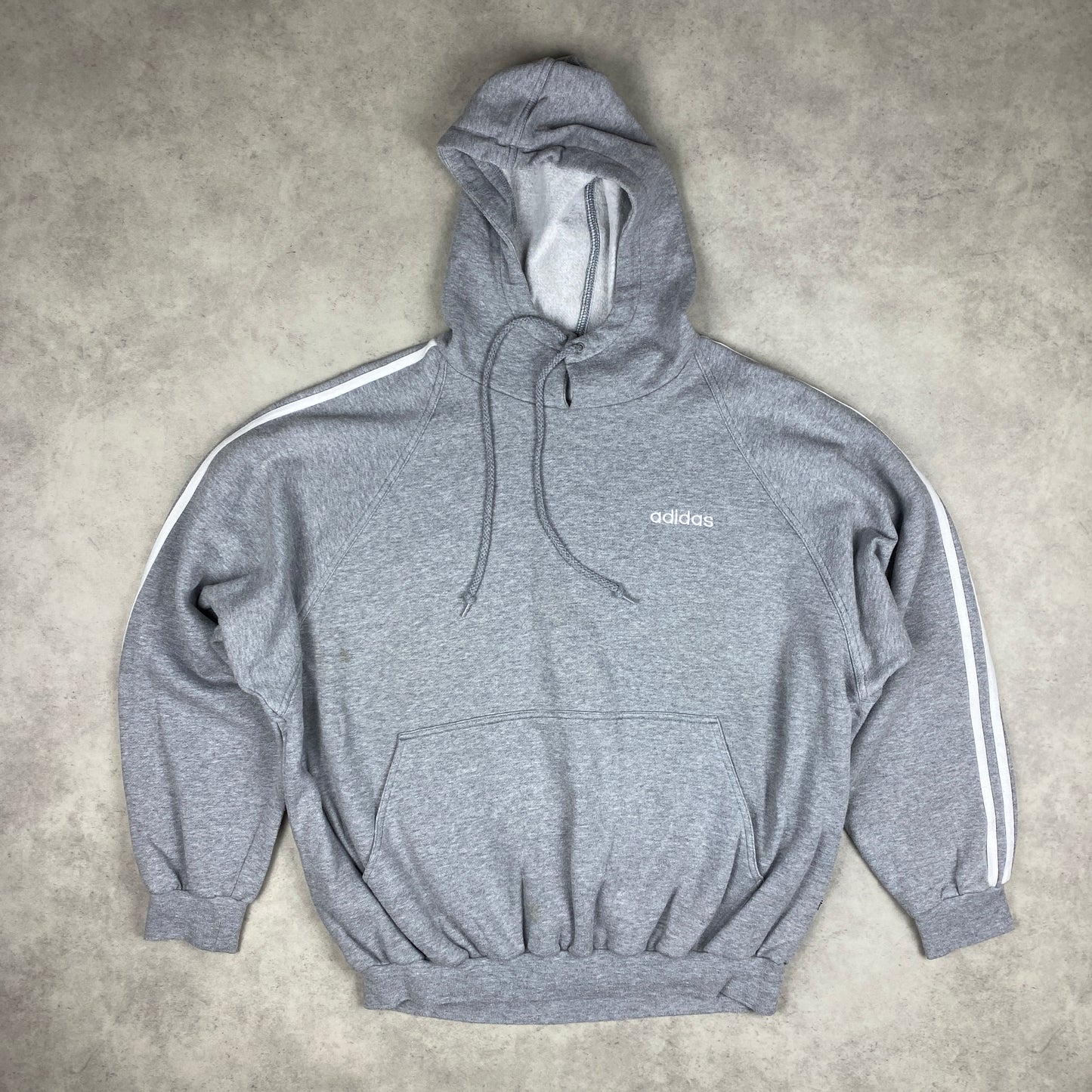Adidas heavyweight hoodie (L)