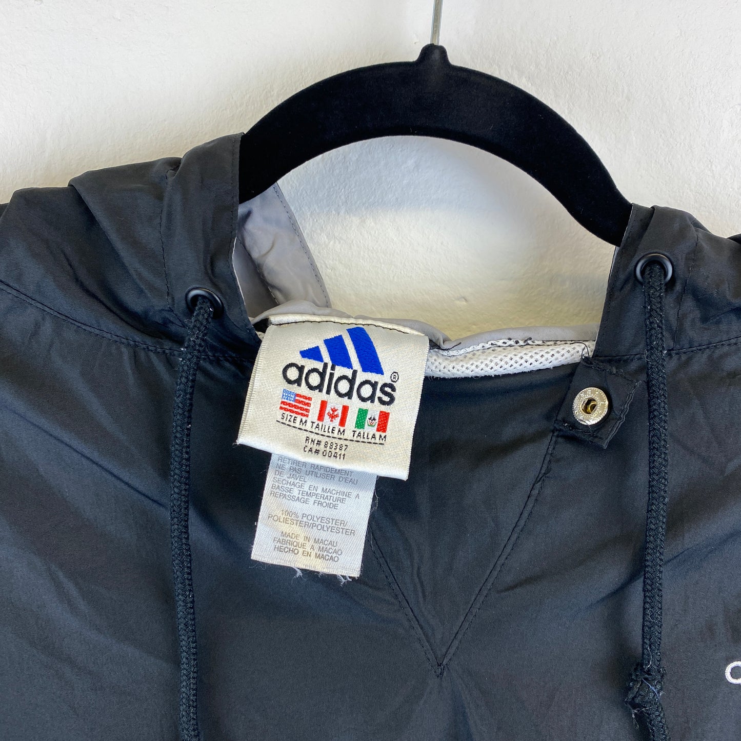 Adidas embroidered windbreaker (M-L)