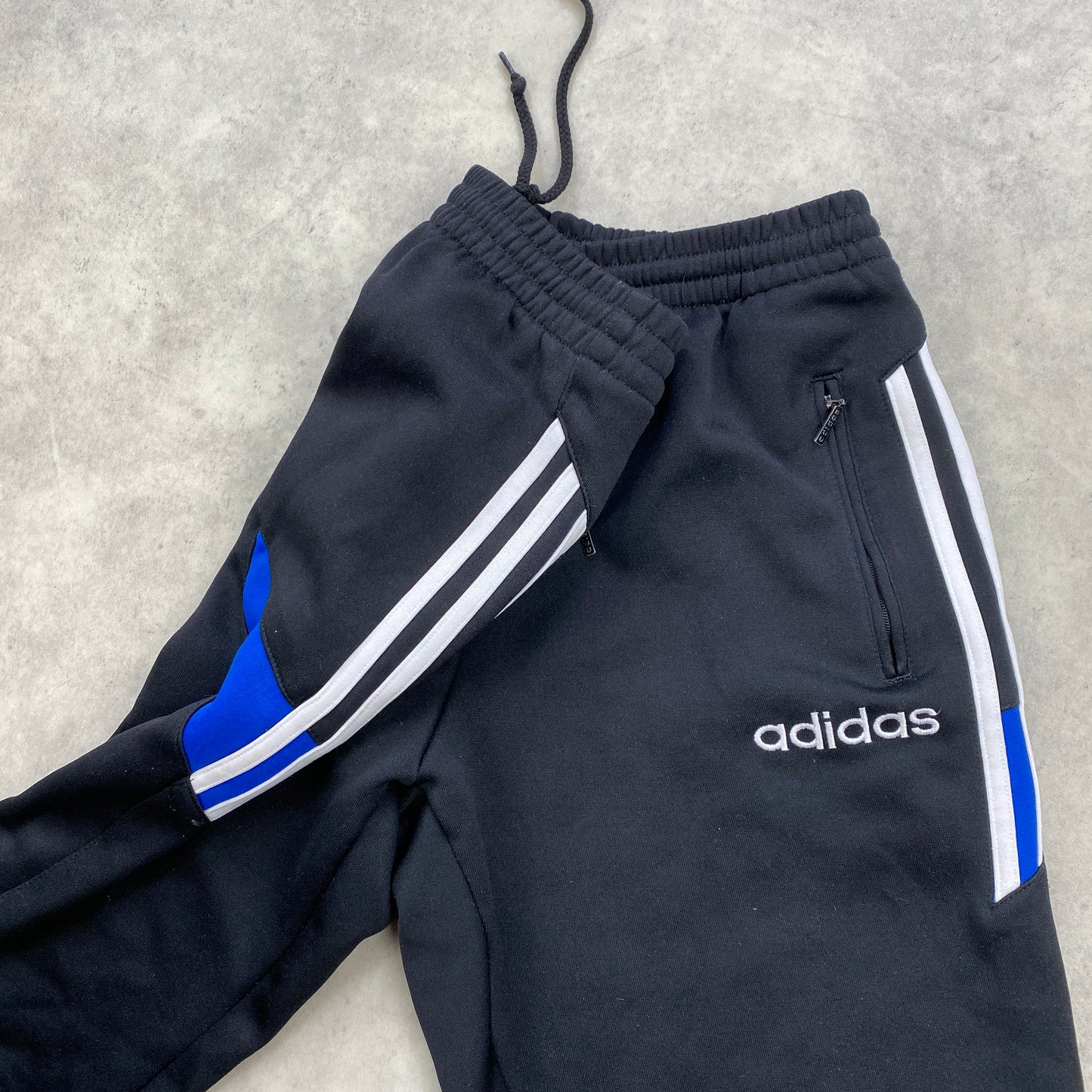 Adidas RARE tracksuit (L)