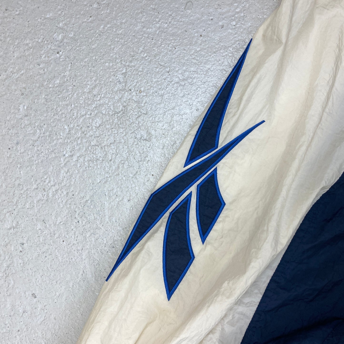 Reebok RARE track jacket (XL)