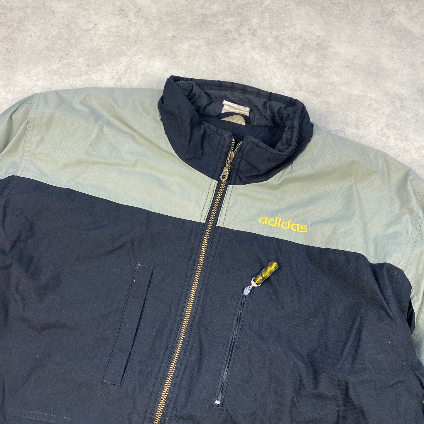 Adidas RARE heavyweight jacket (XL-XXL)