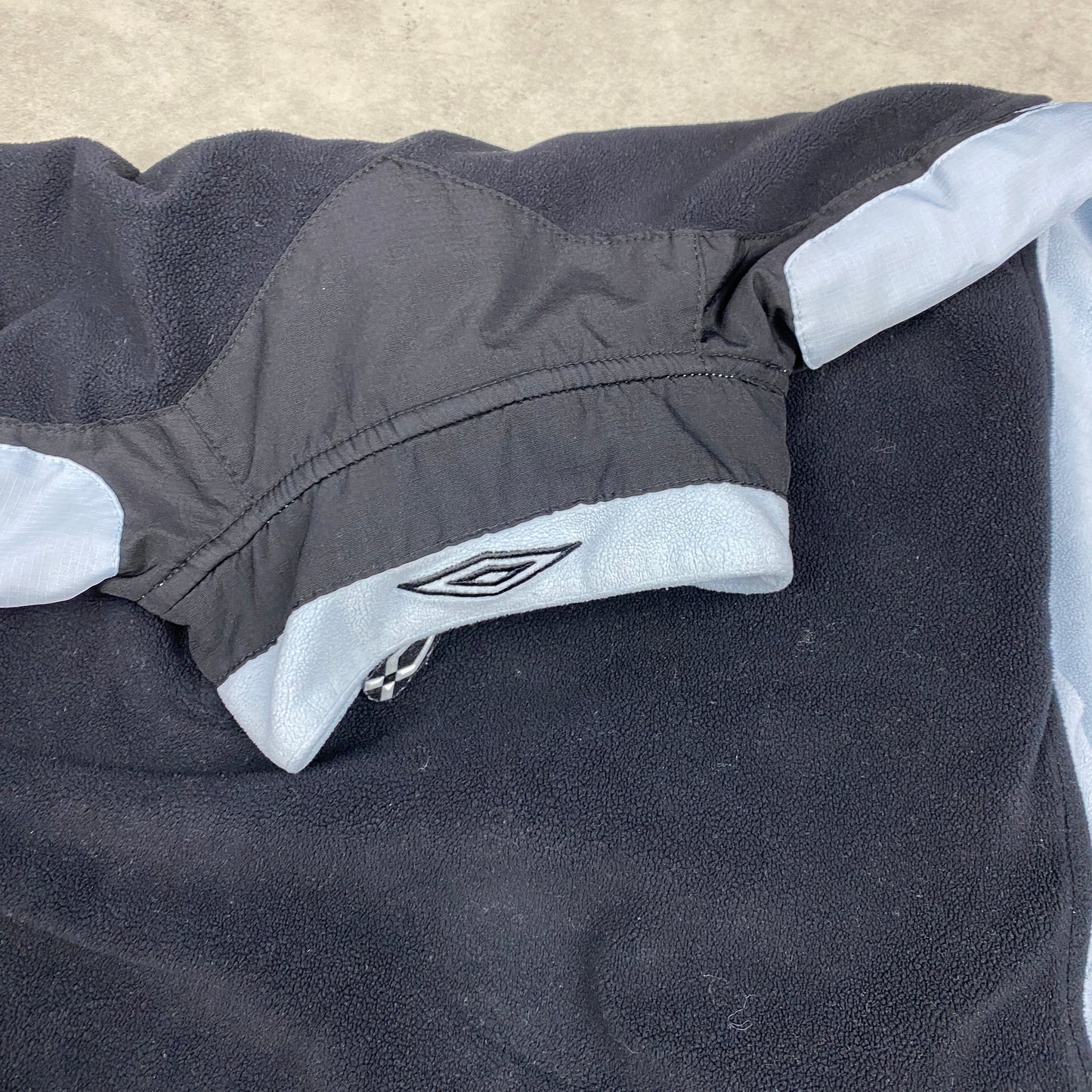 FC Chelsea Umbro RARE 1/4 zip fleece sweater (M-L)
