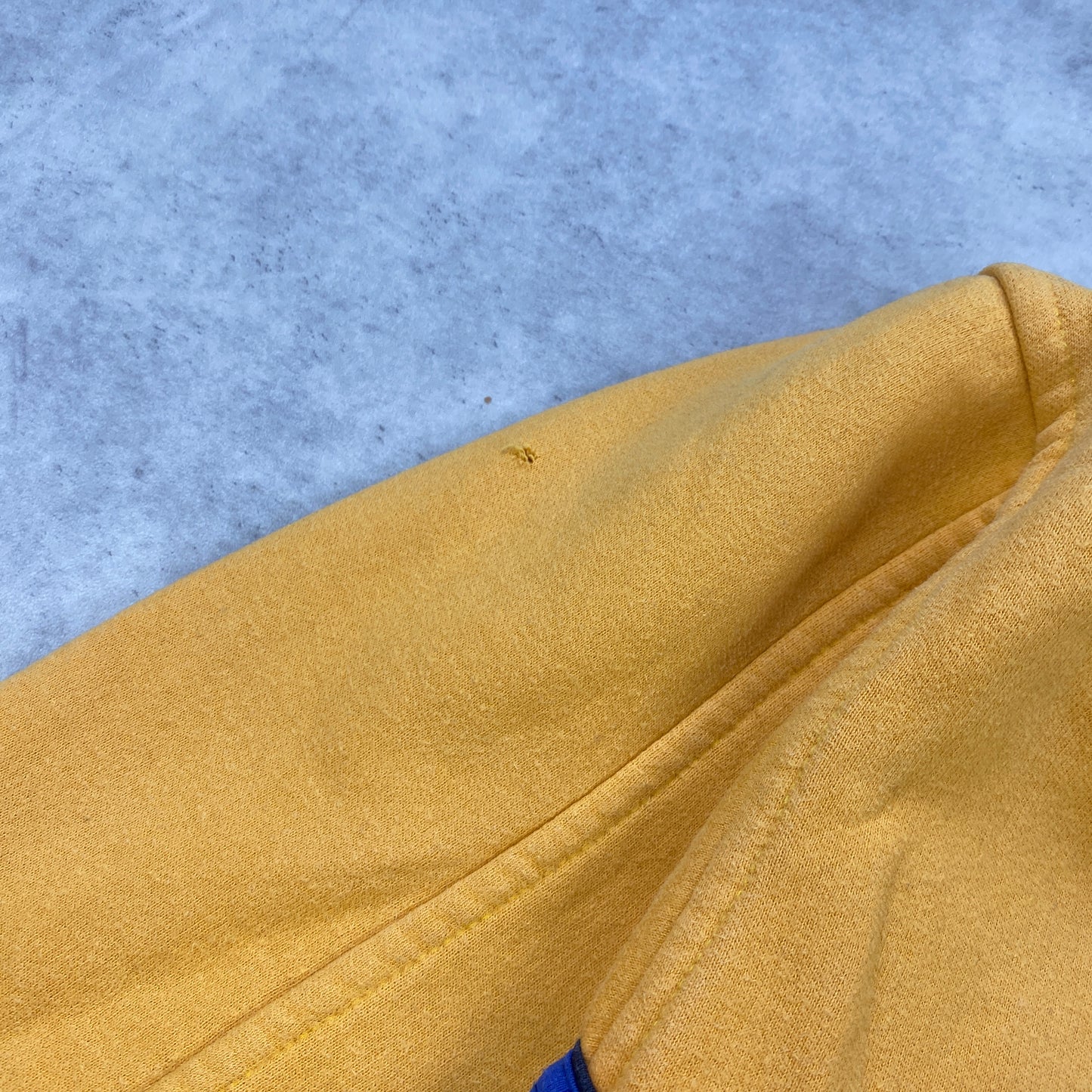 Adidas RARE heavyweight sweater (L)