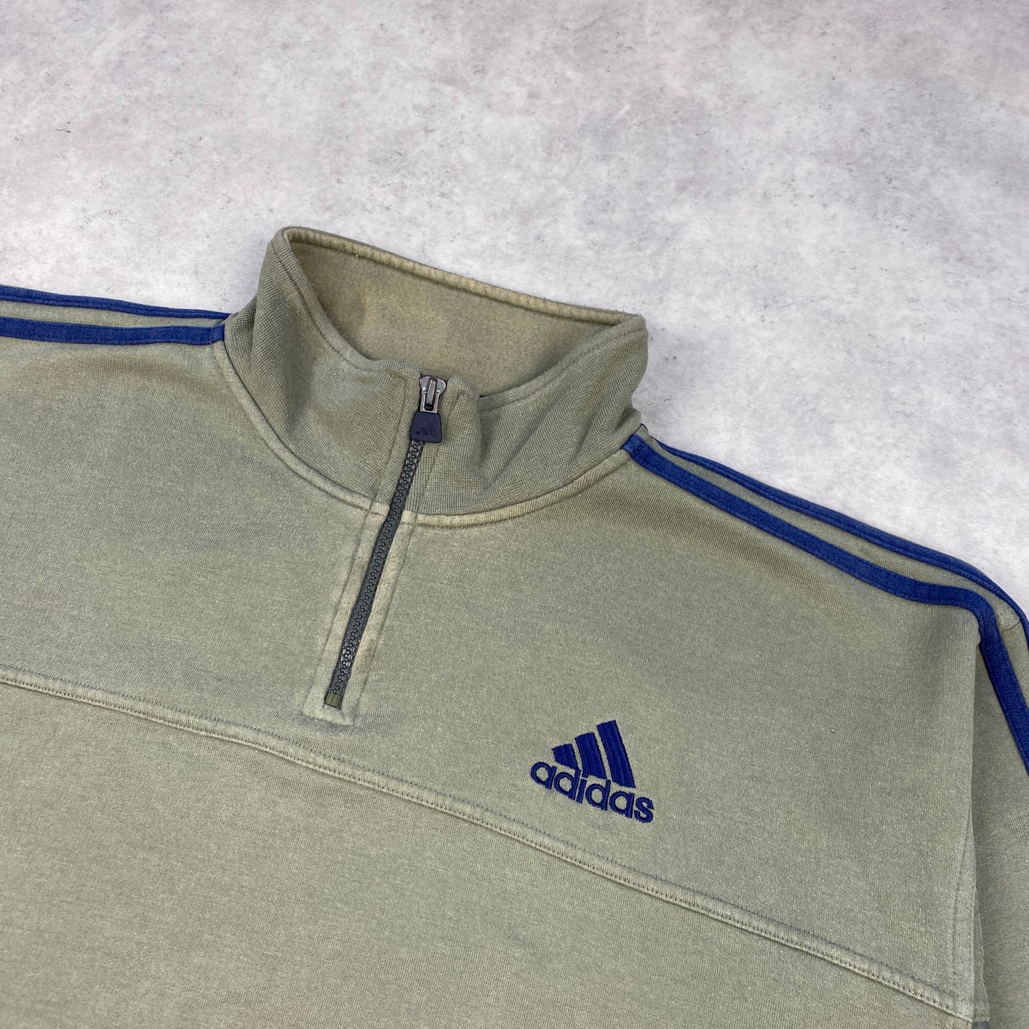 Adidas heavyweight 1/4 zip sweater (L)