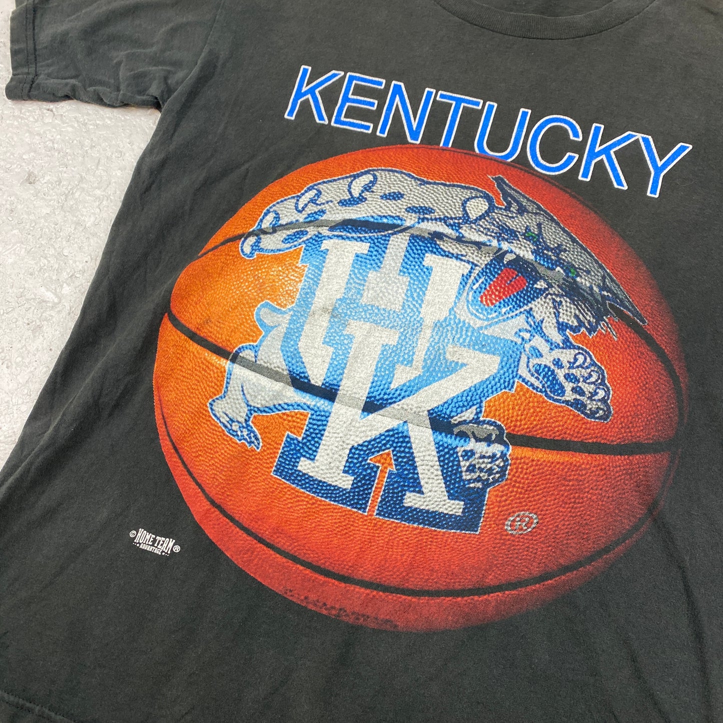 UK Kentucky tee (M)