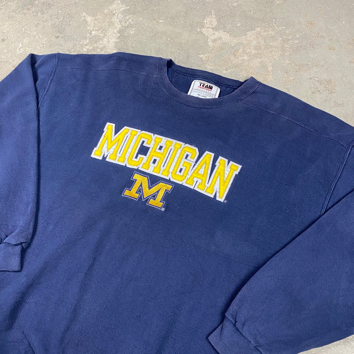 Michigan heavyweight embroidered sweater (XL-XXL)