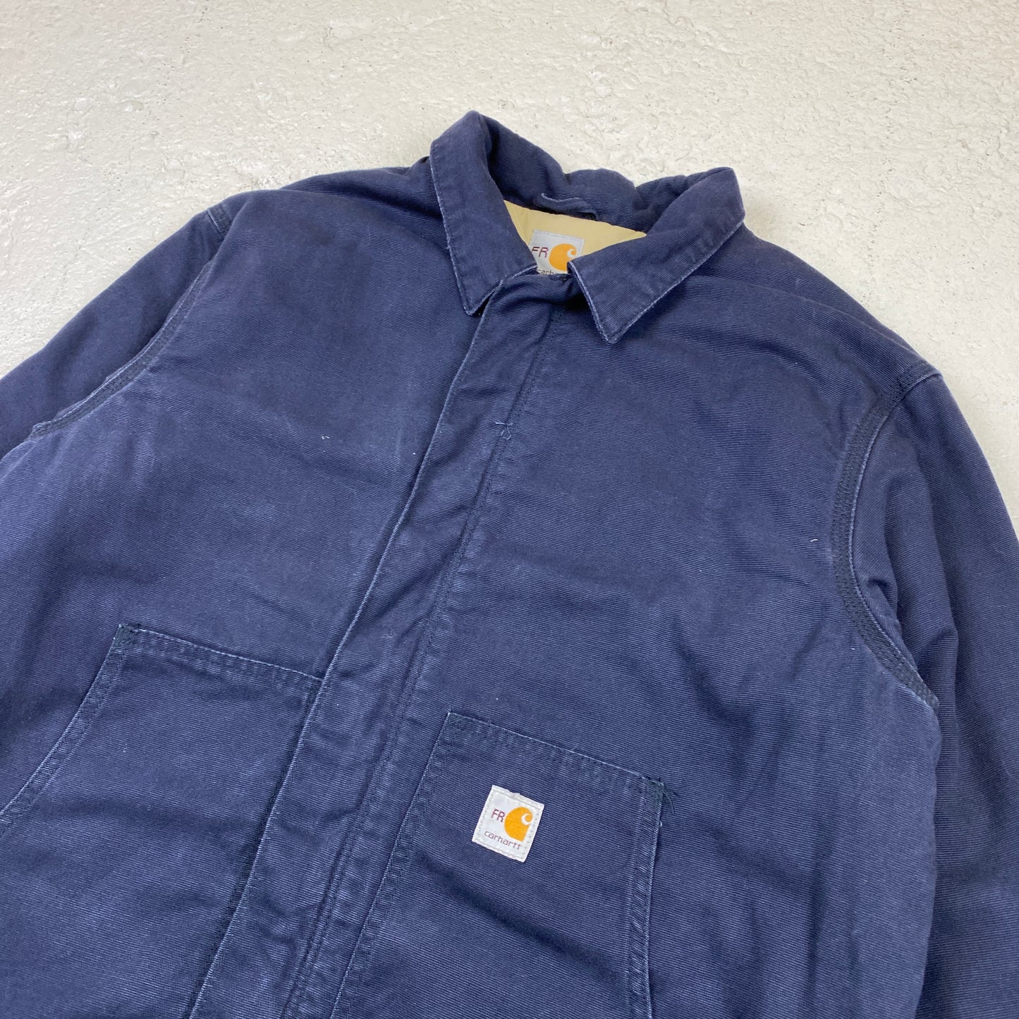 Carhartt distressed detroit jacket (L-XL)