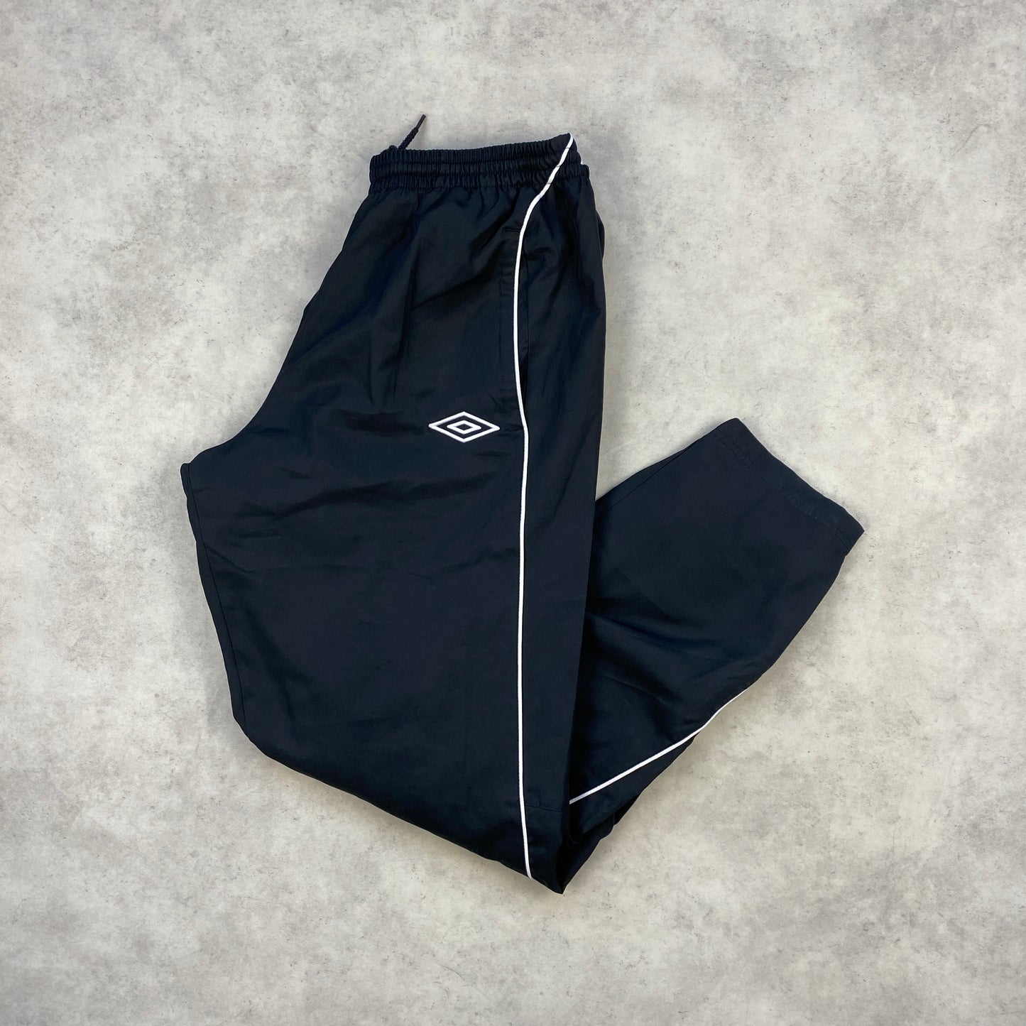 Umbro track pants (XL)