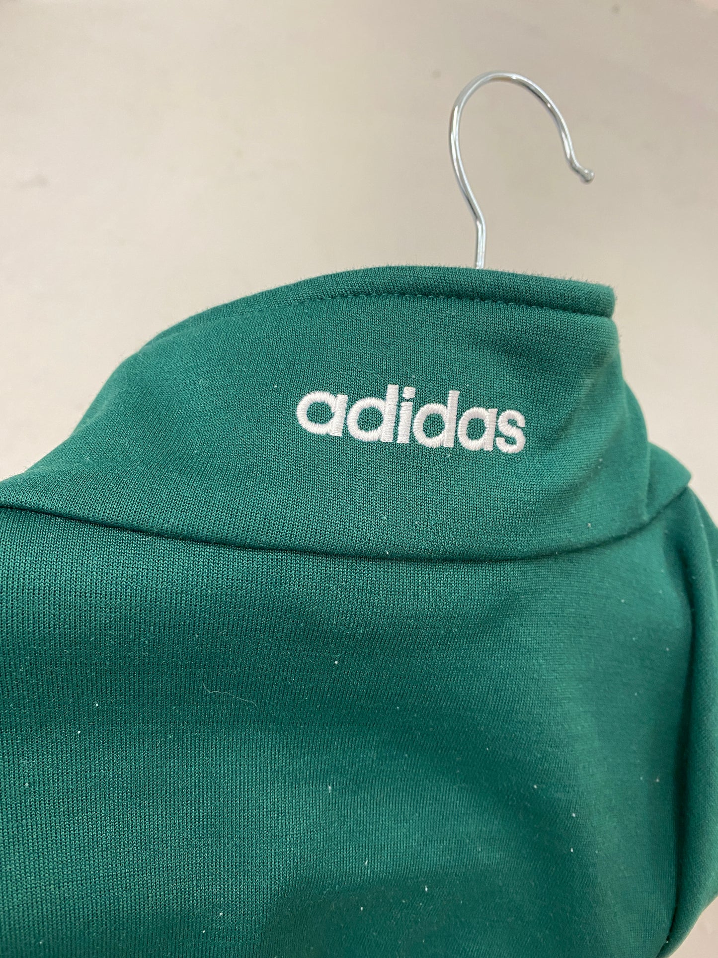 Adidas RARE embroidered zip sweater (L-XL)