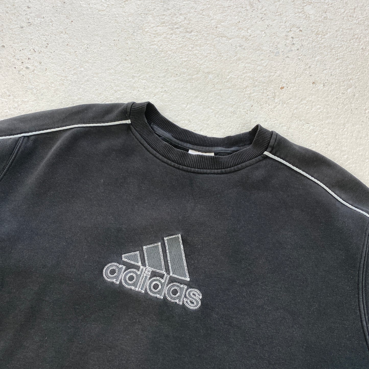 Adidas RARE heavyweight sweater (L)