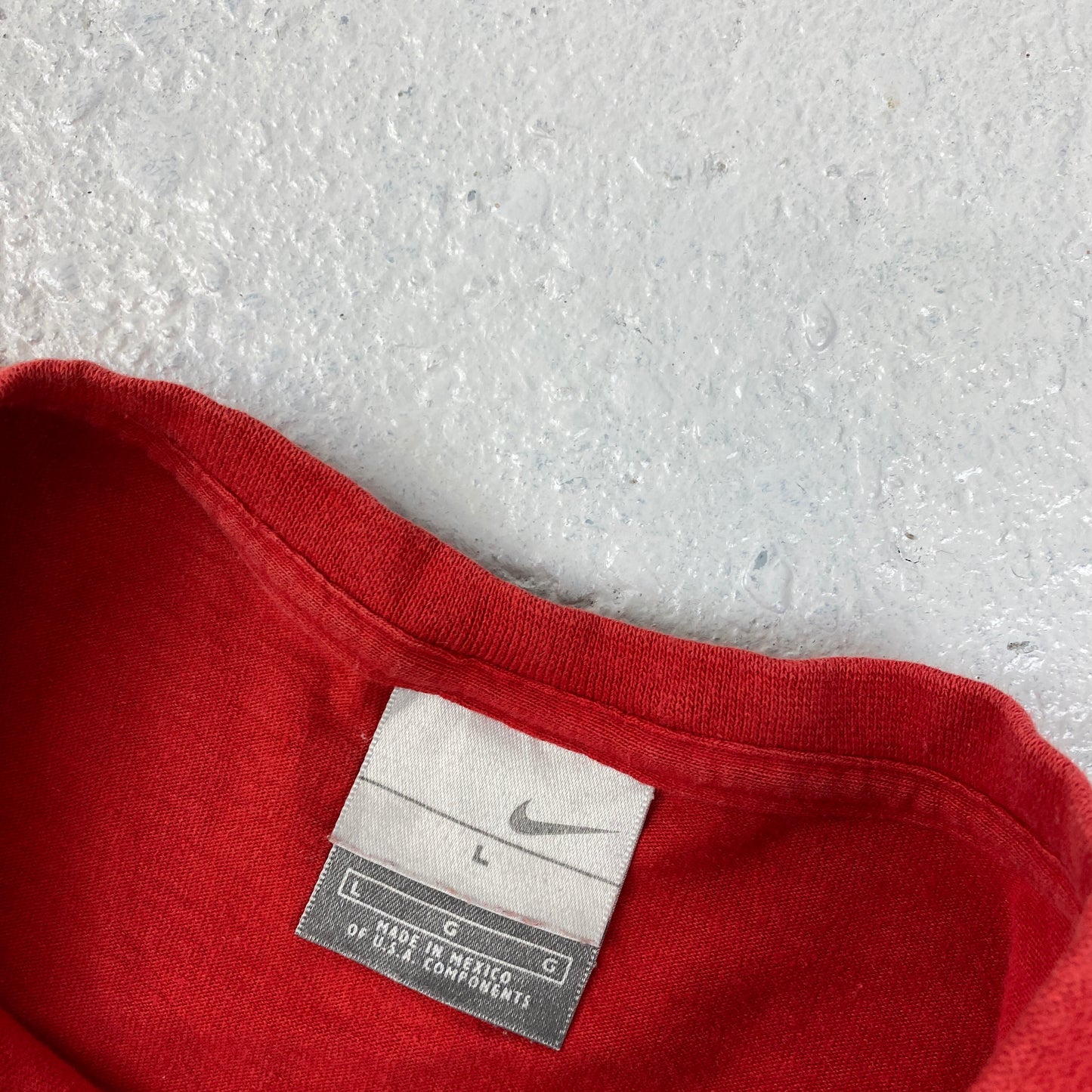 Nike heavyweight tee (L)