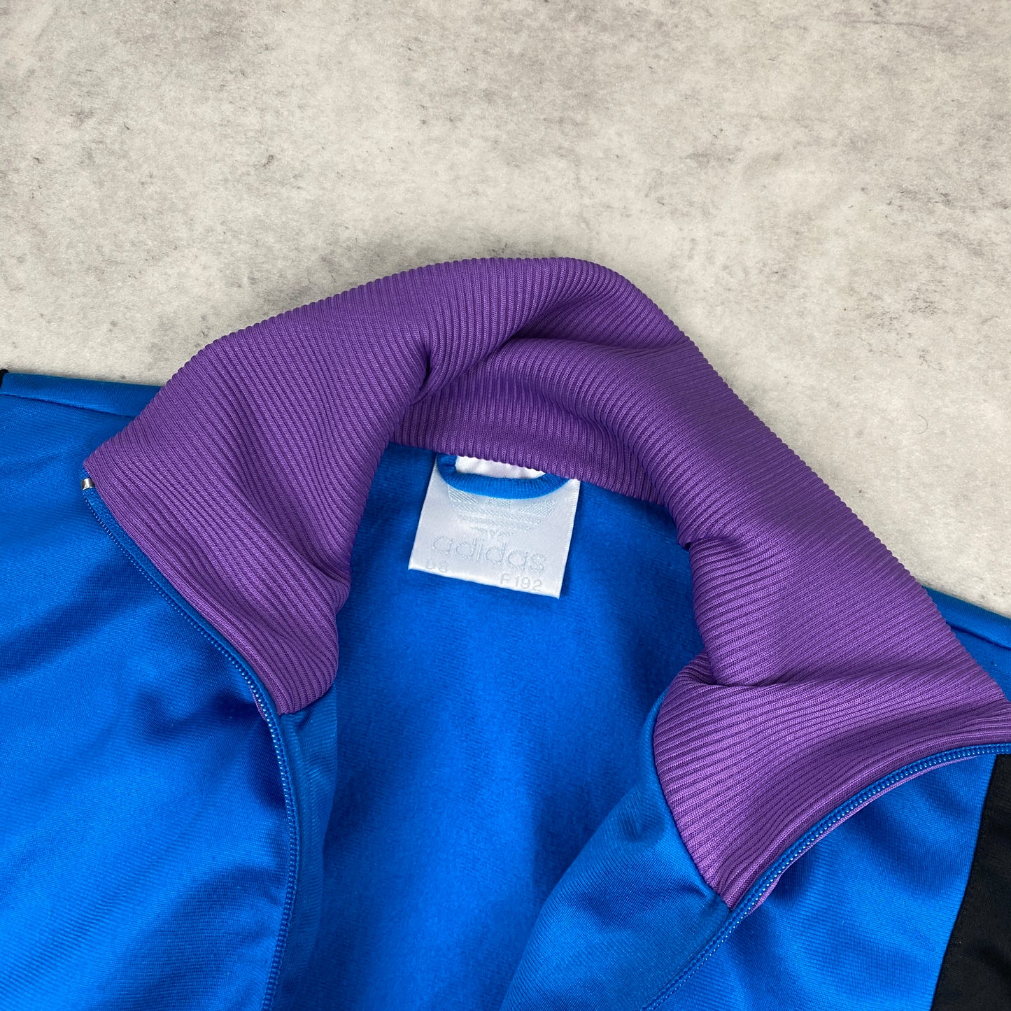 Adidas RARE track jacket (L-XL)