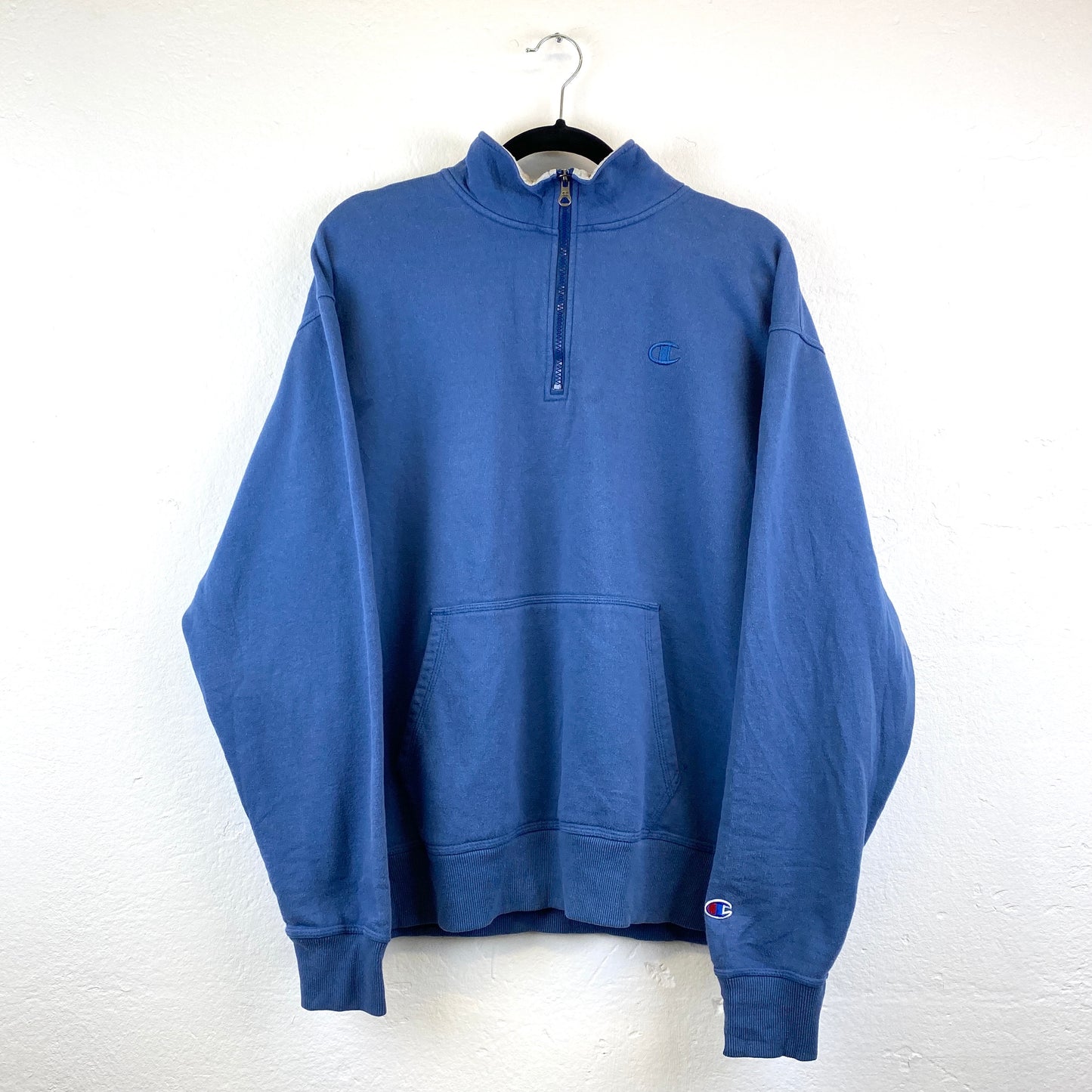Champion embroidered 1/4 zip sweater (L)