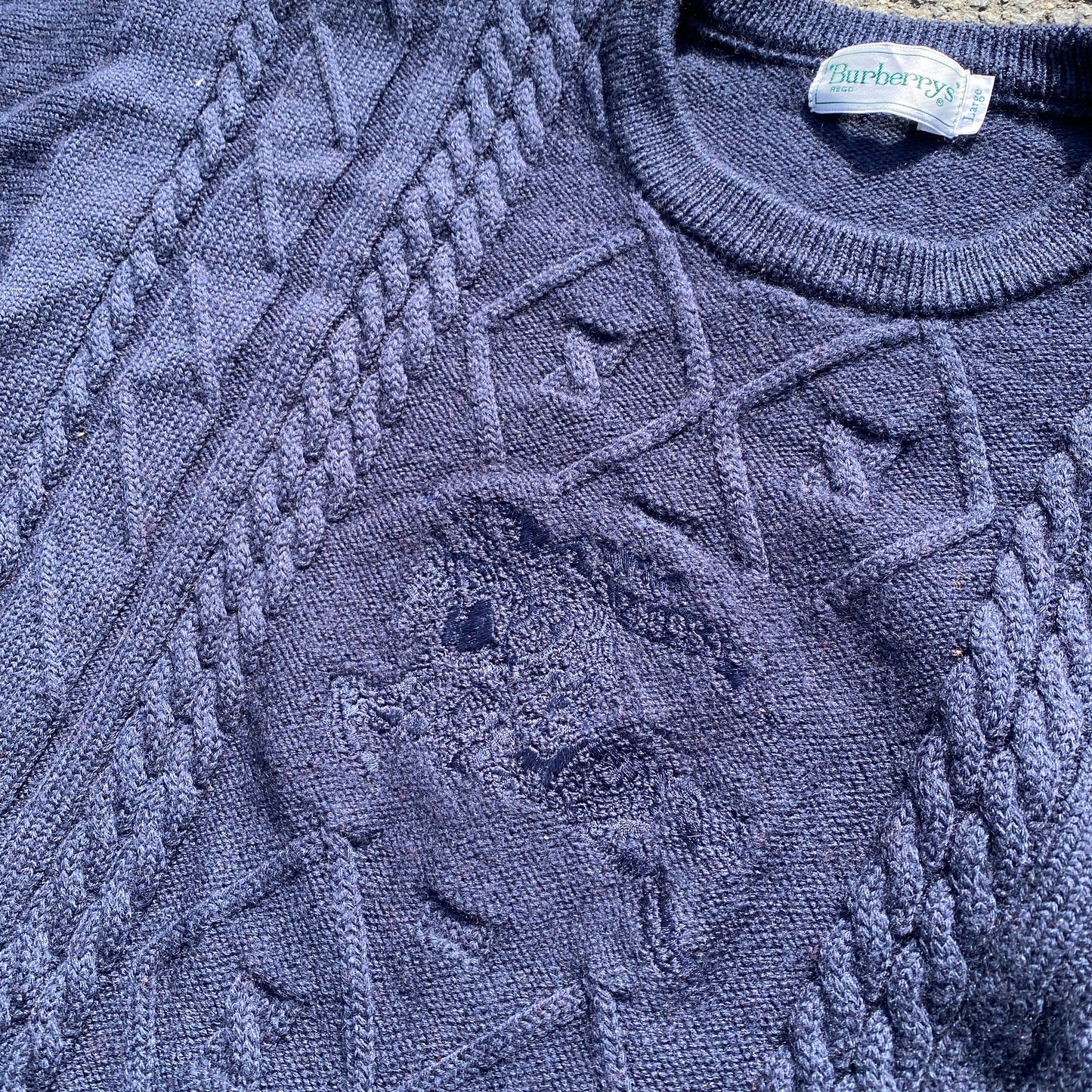 Burberrys knit sweater (XS)