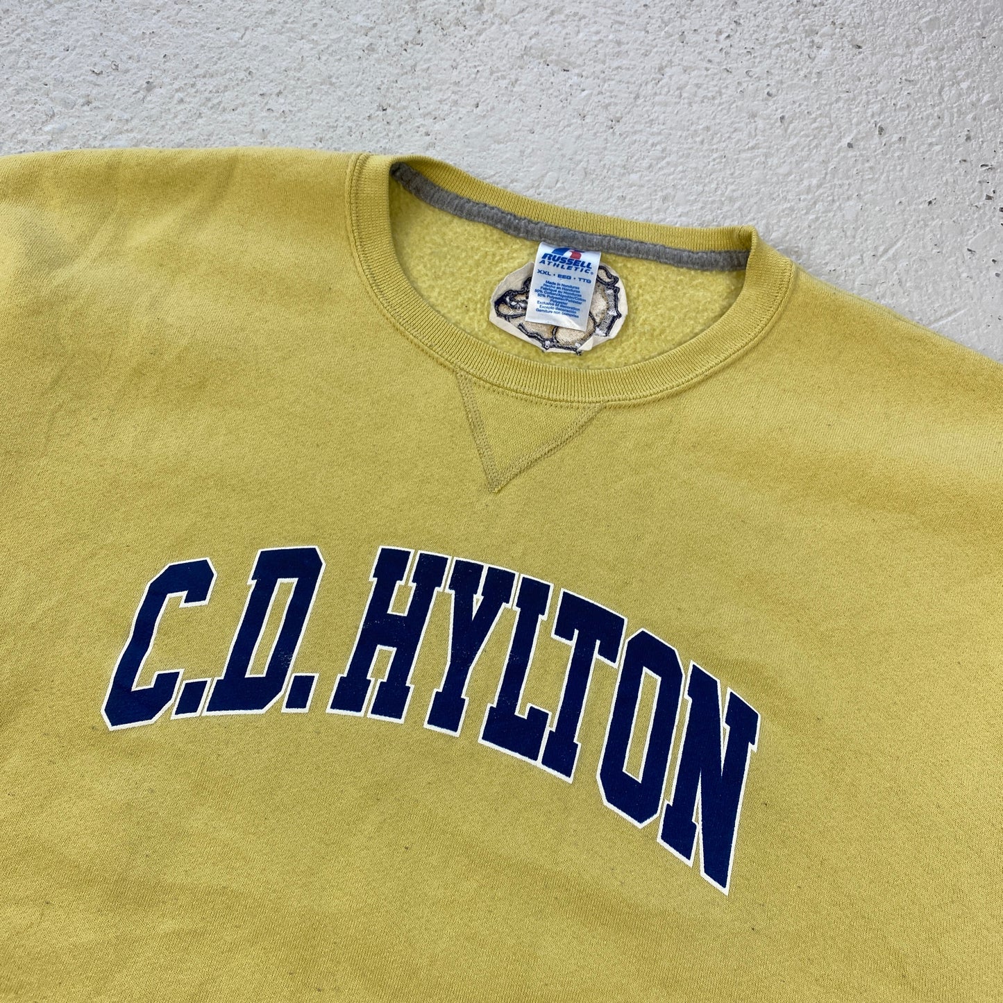 C.D. Hylton sweater (XXL)