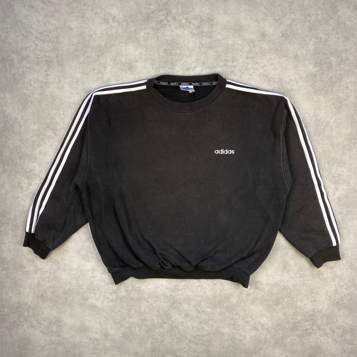 Adidas heavyweight sweater (L)