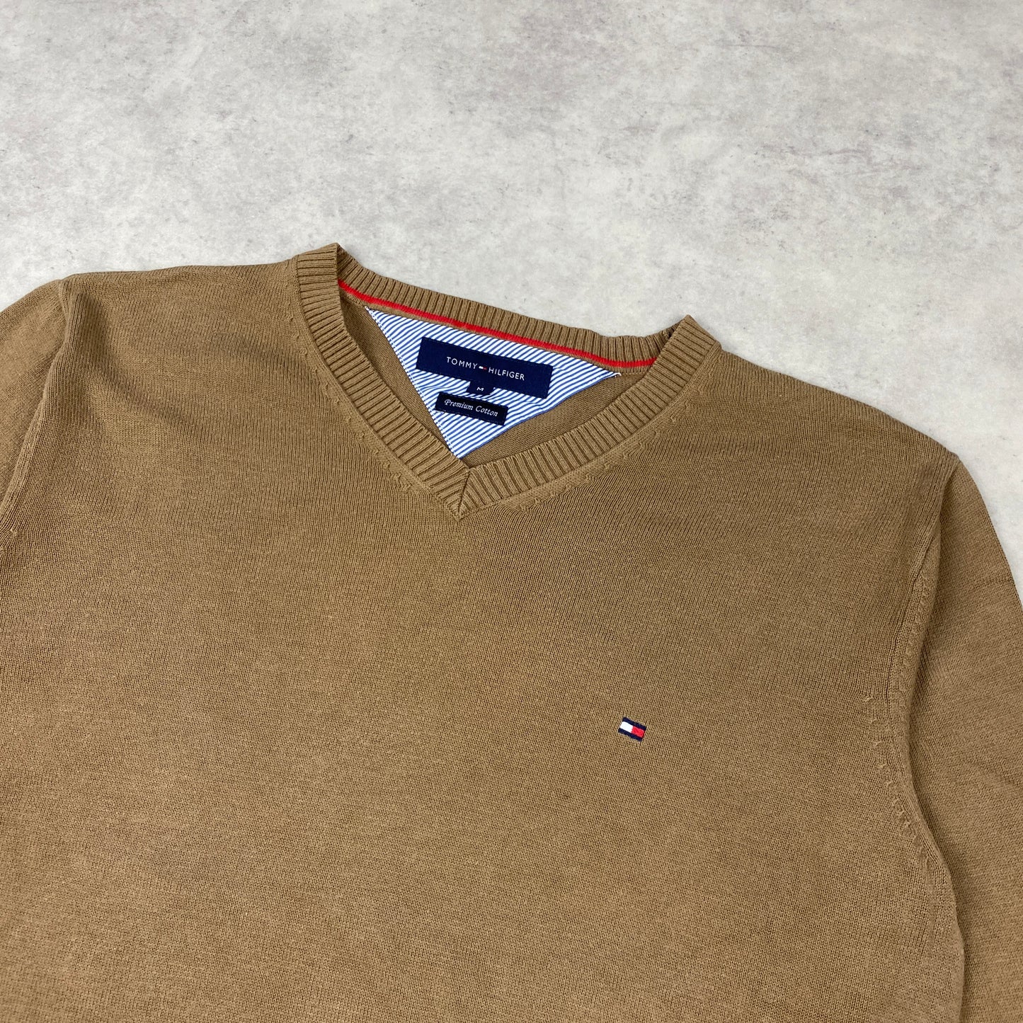 Tommy Hilfiger sweater (M)