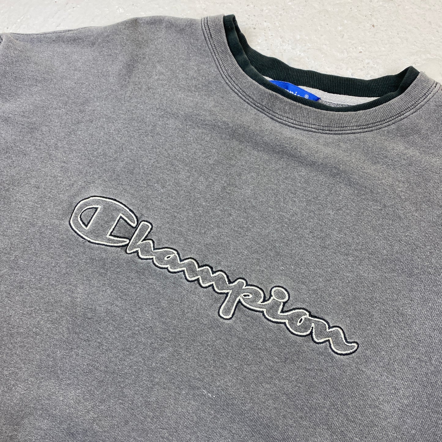 Champion washed heavyweight sweater (XL)