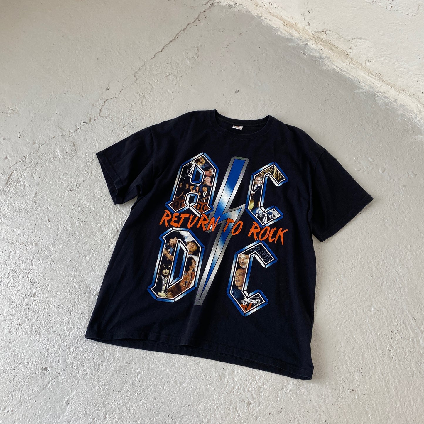ACDC Return To Rock RARE heavyweight tee (M-L)