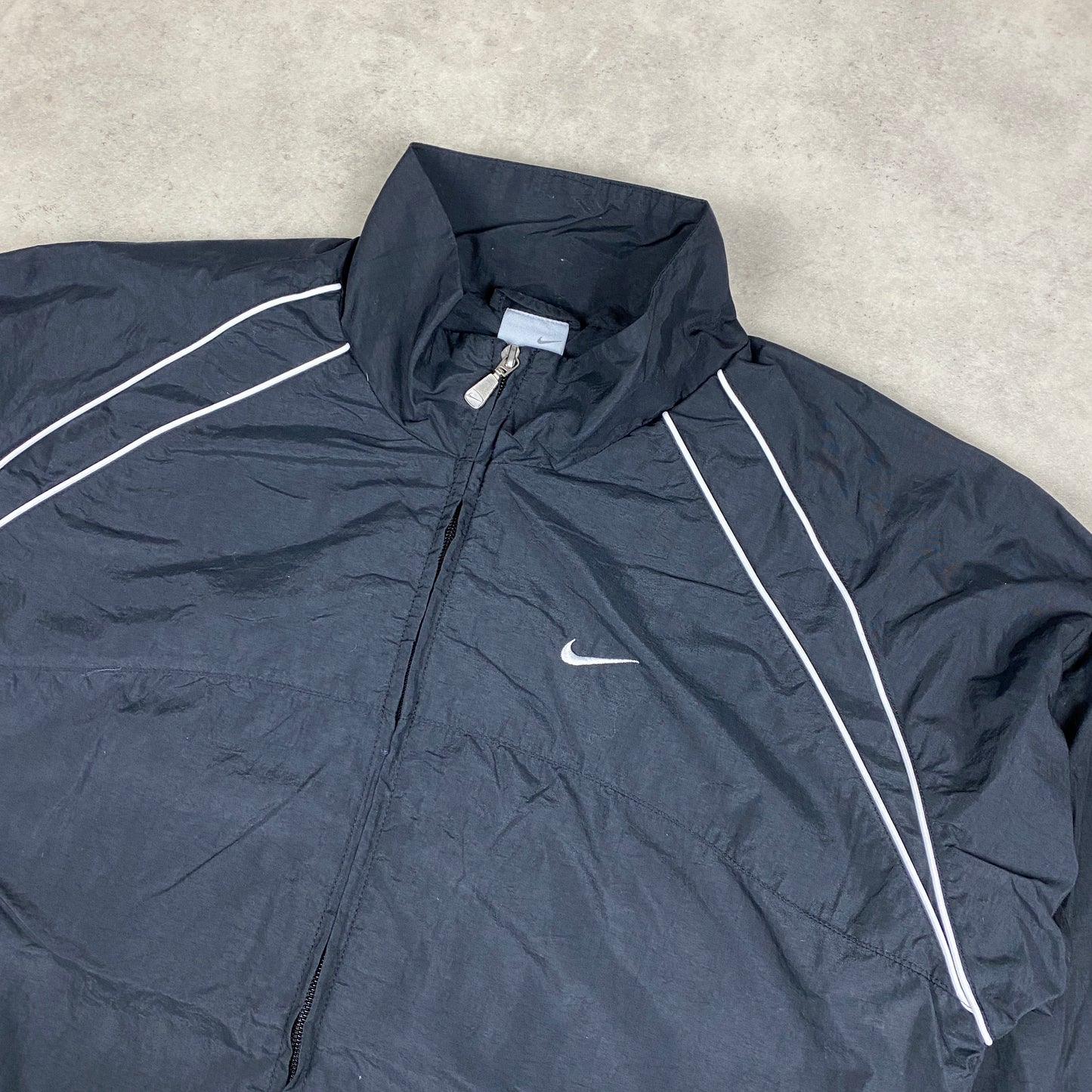Nike track jacket (M)