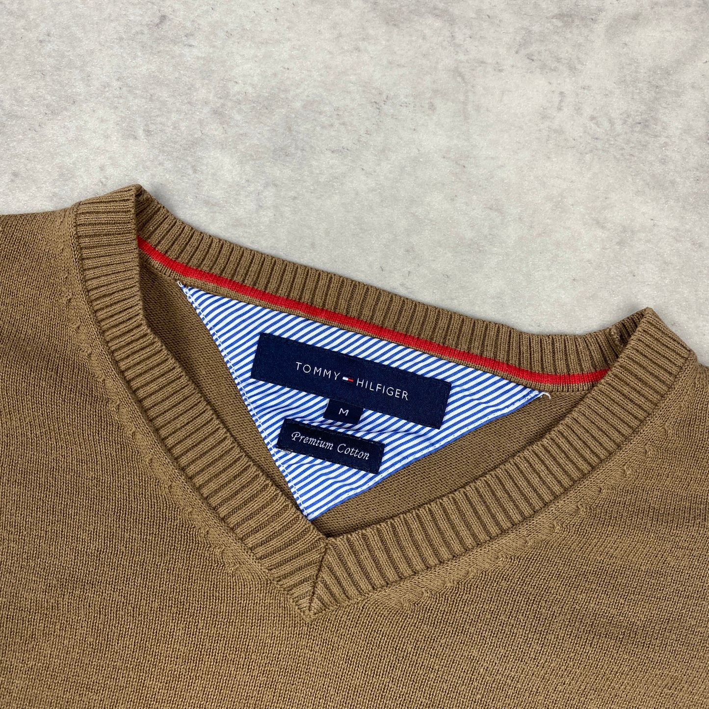 Tommy Hilfiger sweater (M)